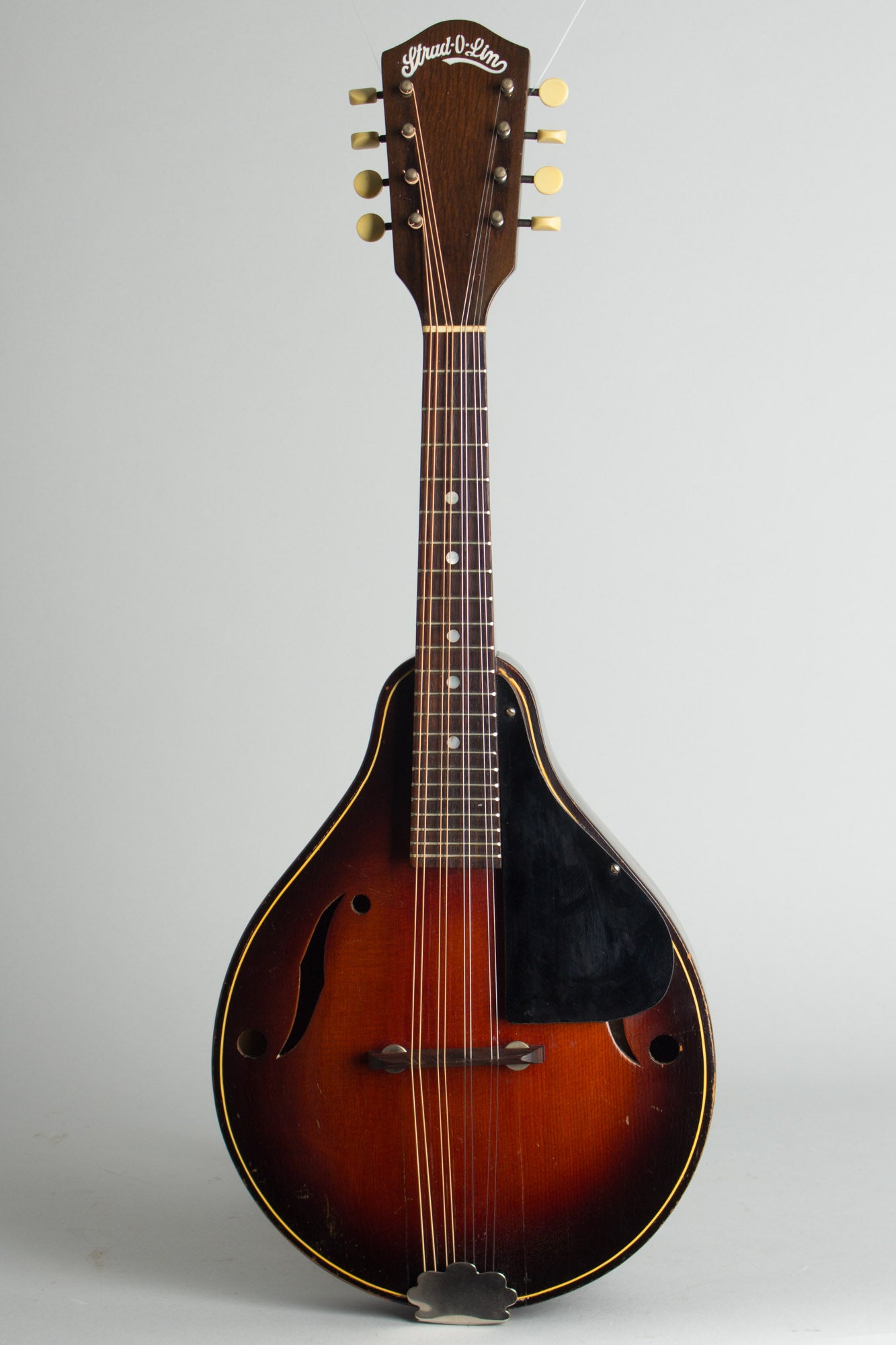 Stradolin Arch Top Mandolin (1938)