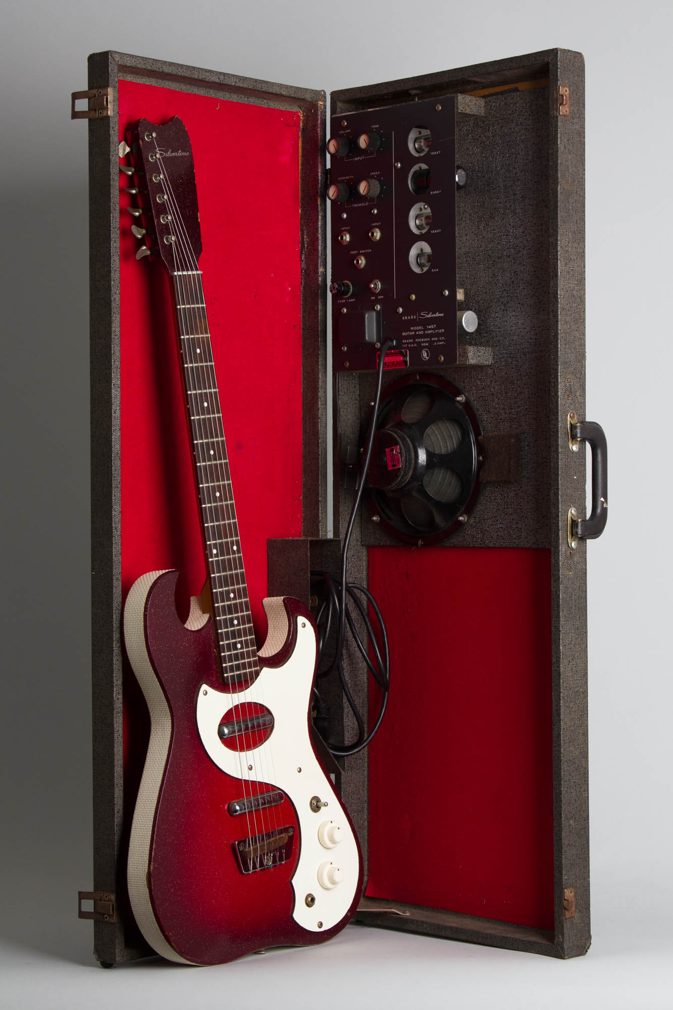 Danelectro Silvertone Model 1457 Amp-In-Case Semi-Hollow Body Electric Guitar (1965)