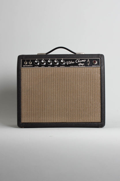 Fender Vibro-Champ AA-764 Small Combo Tube Amplifier (1965)