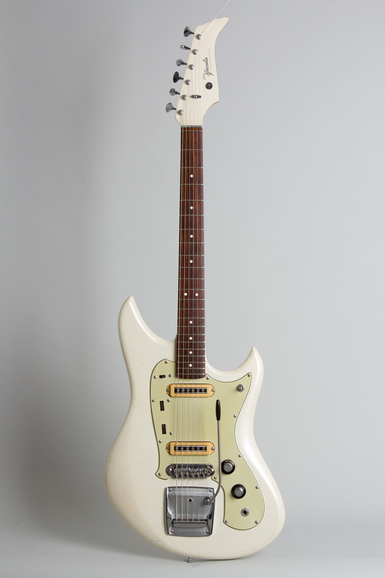 Yamaha SG-2 Solid Body Electric Guitar (1966)