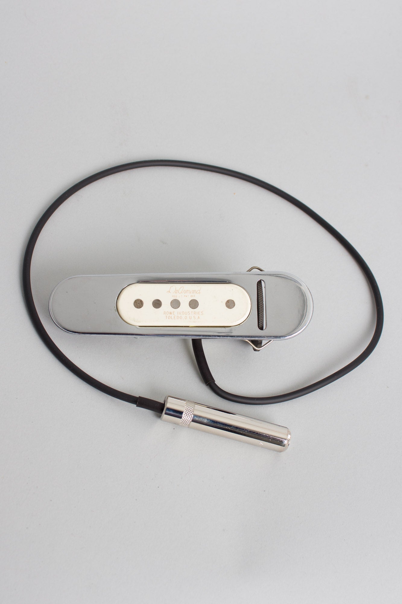 DeArmond Model RHC-B Acoustic Guitar Pickup (1960)