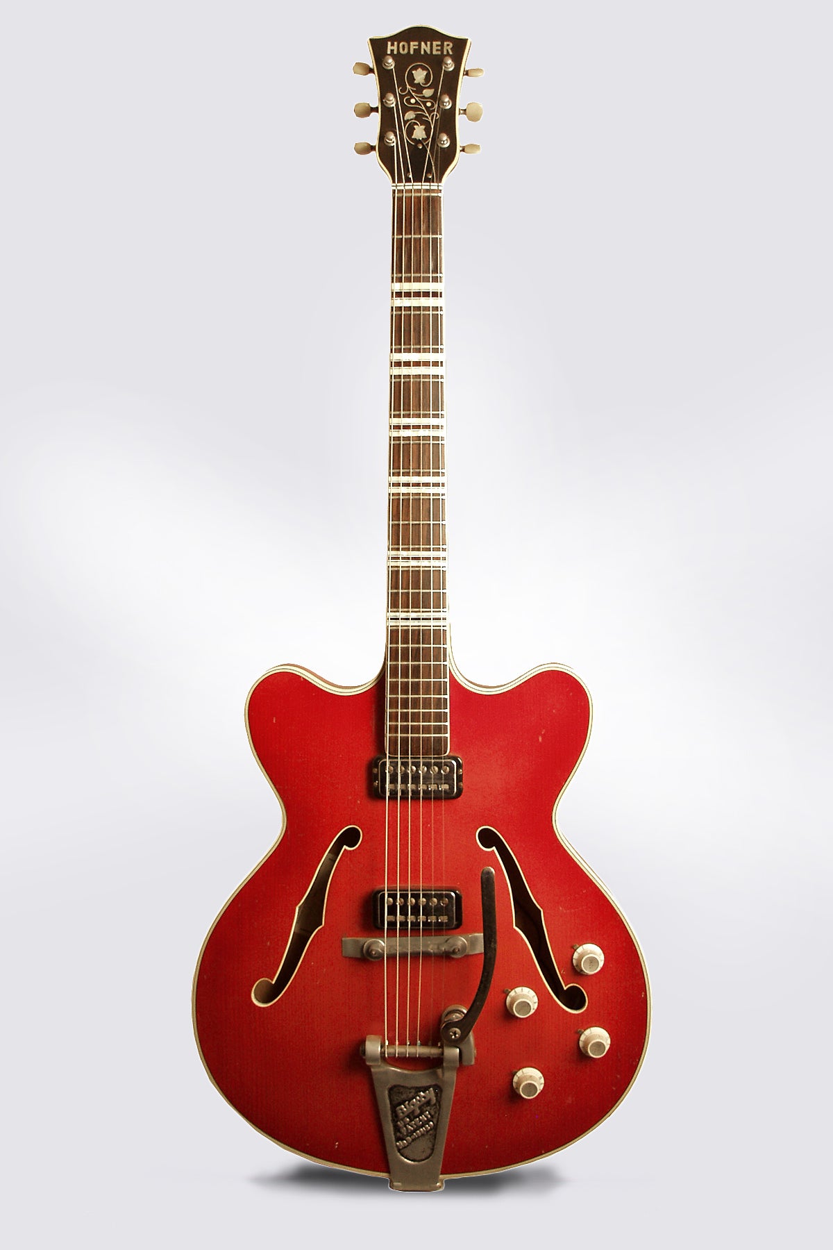 Hofner Verithin Semi-Hollow Body Electric Guitar (1964)