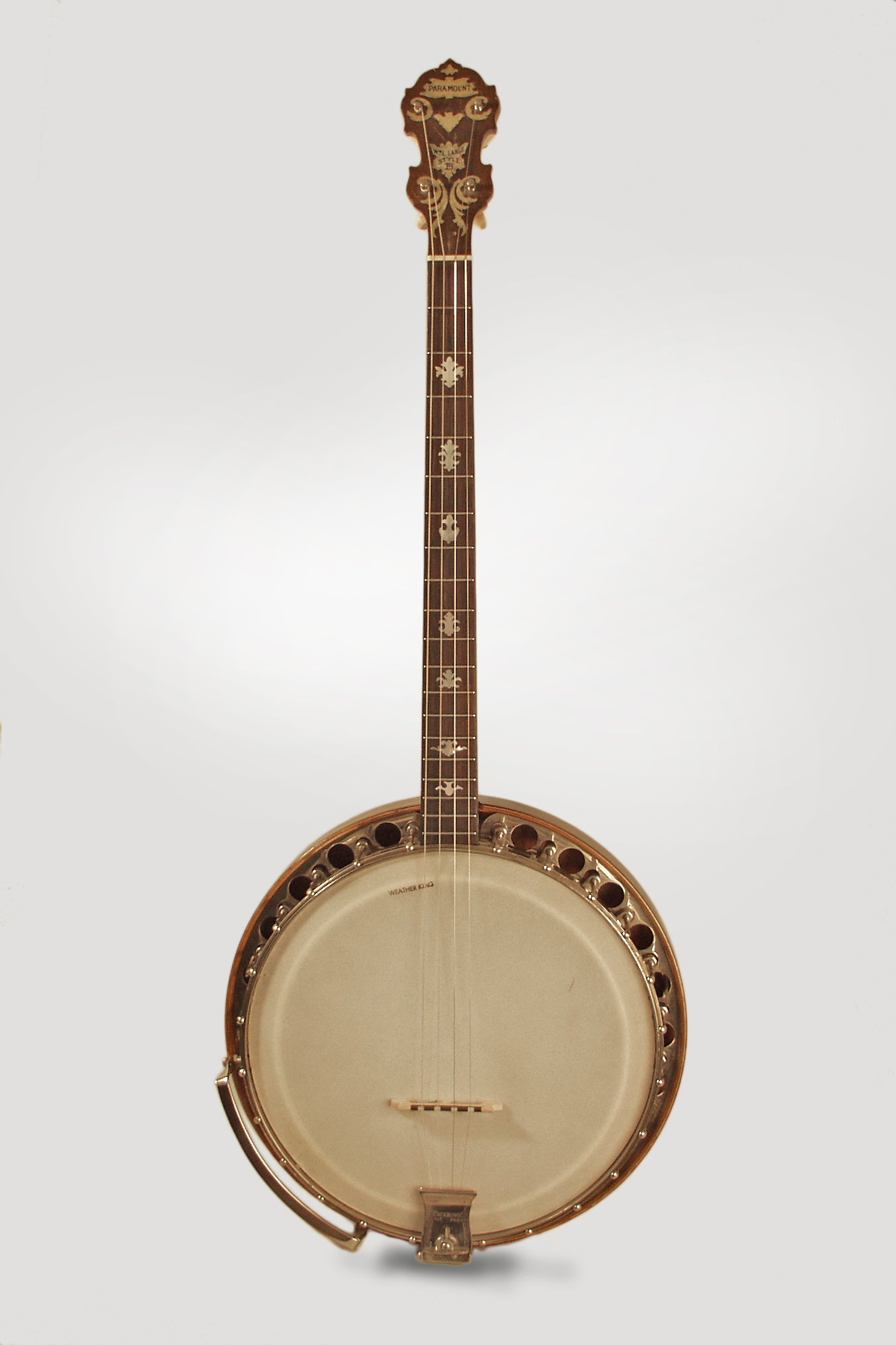 Paramount Style B Tenor Banjo (1928)