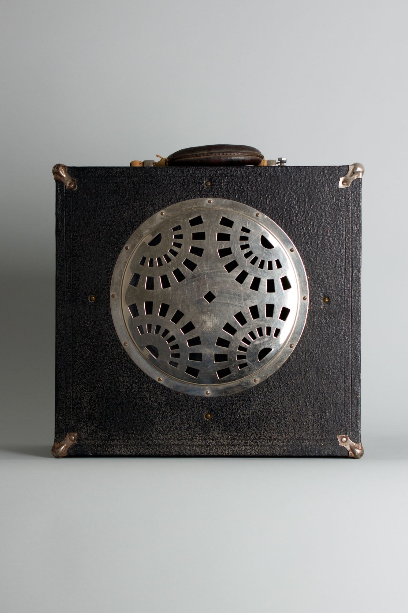 Dobro Tube Amplifier (1935)