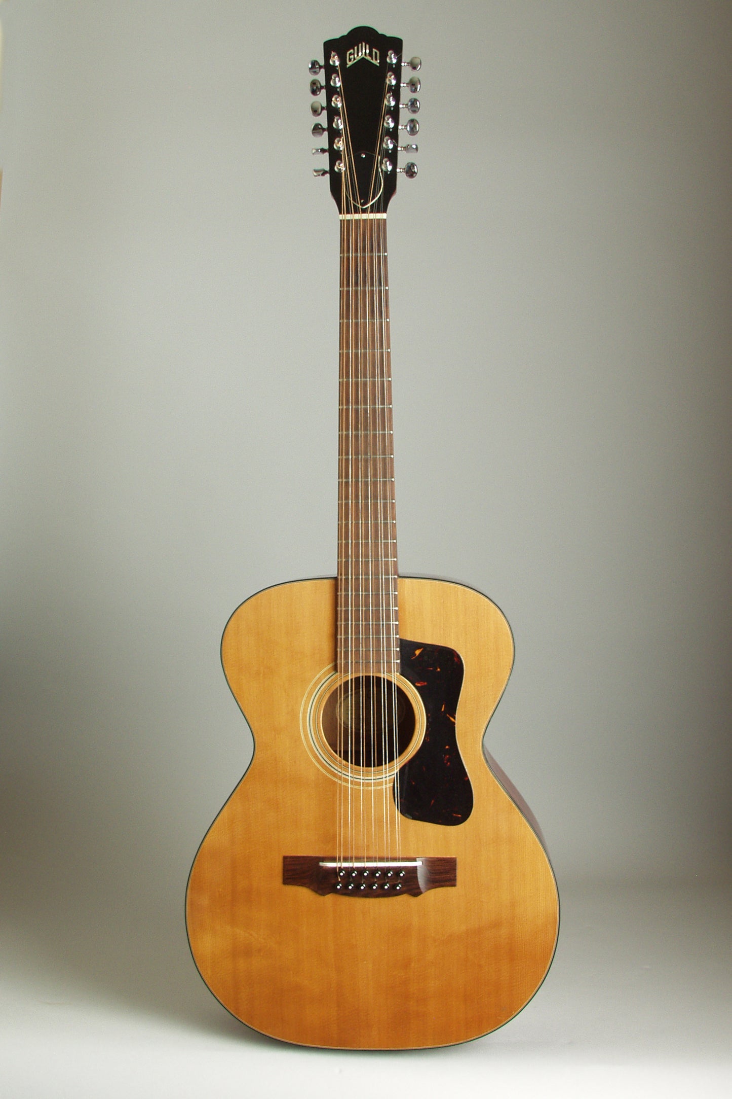 Guild F-112 12 String Flat Top Acoustic Guitar (1969)
