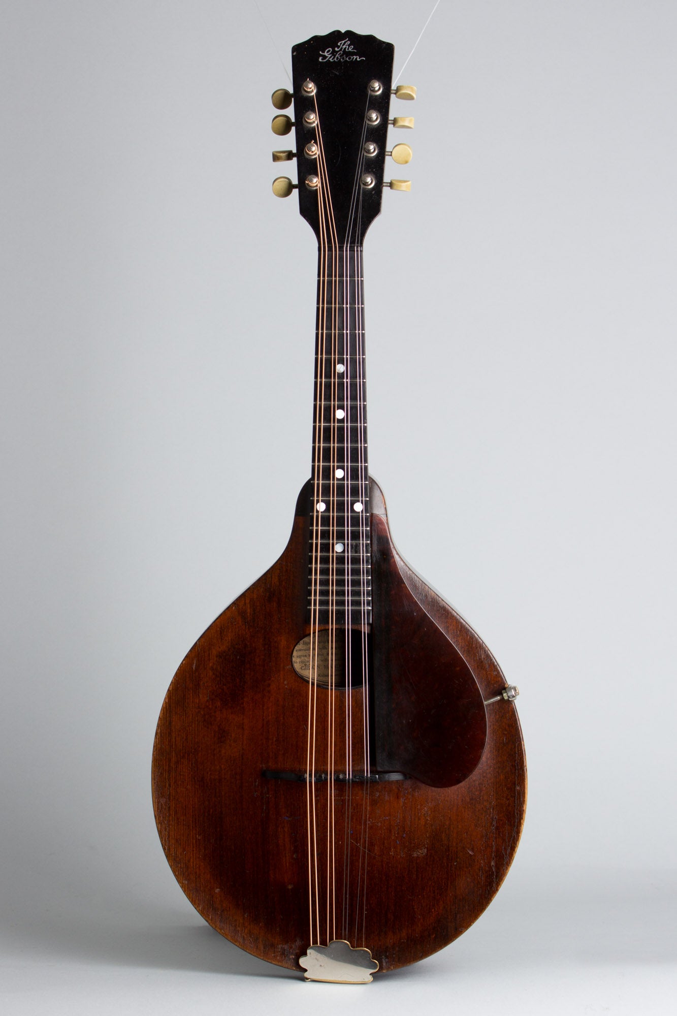 Gibson Style A-0 Carved Top Mandolin (1930)