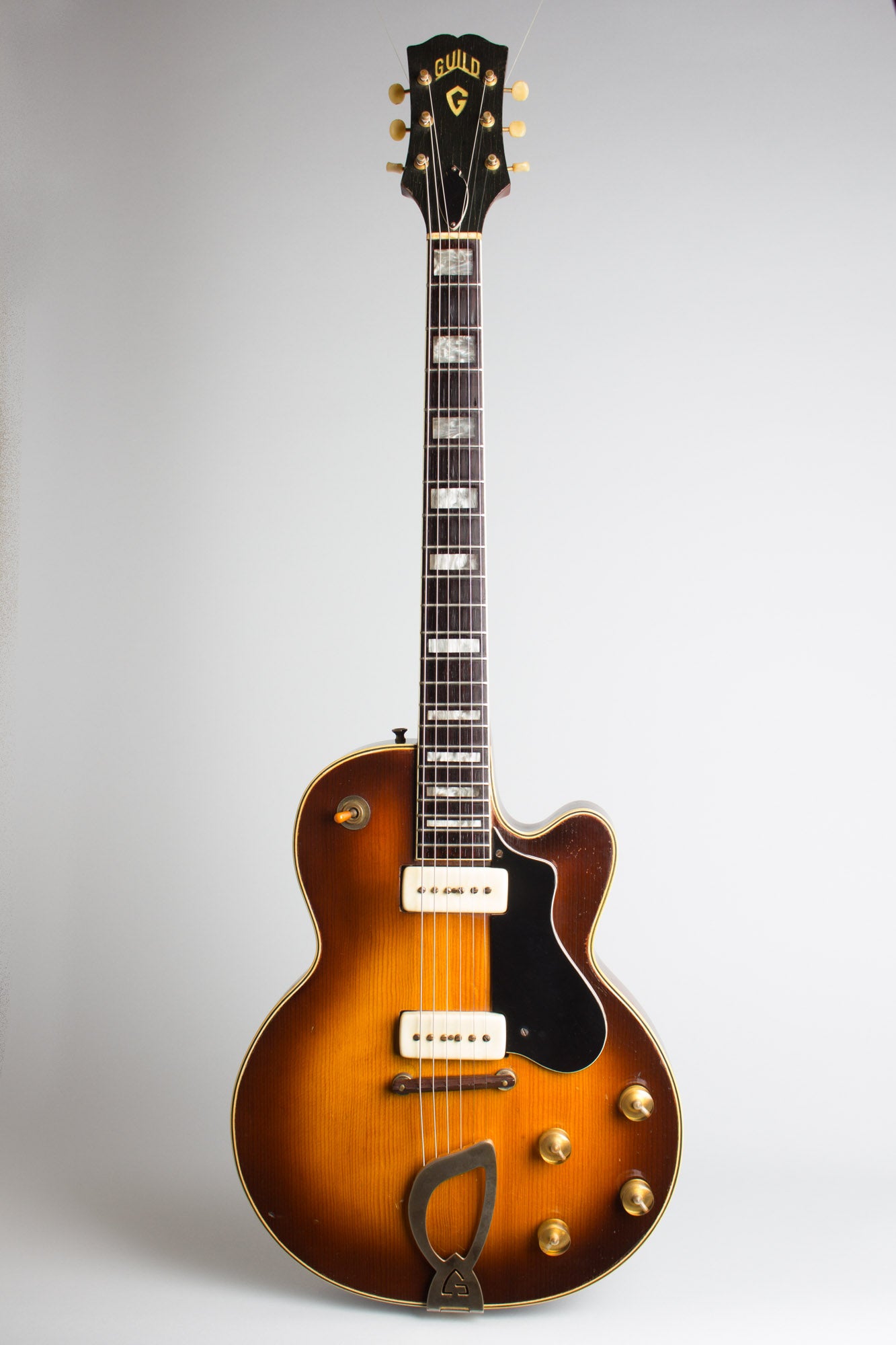 Guild M-75 Aristocrat Thinline Hollow Body Electric Guitar (1956)