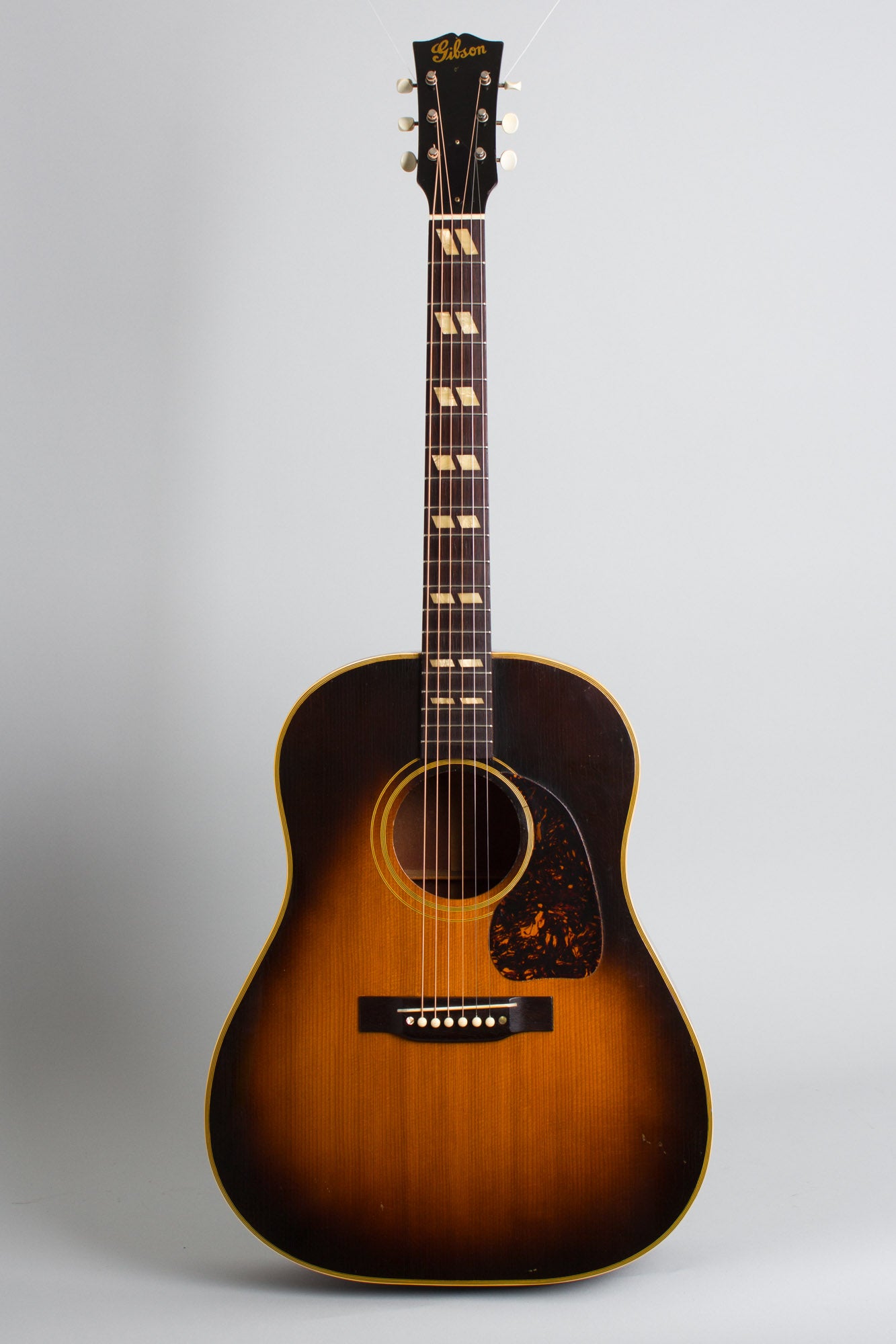 Gibson SJ Southern Jumbo Flat Top Acoustic Guitar (1946)