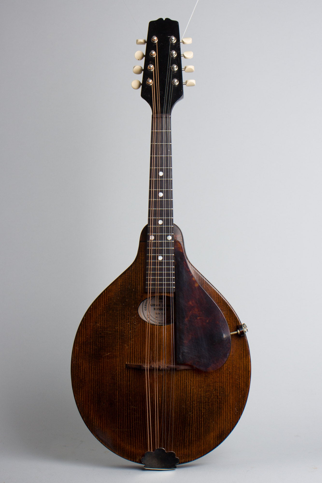 Gibson A-Junior Snakehead Carved Top Mandolin (1925)