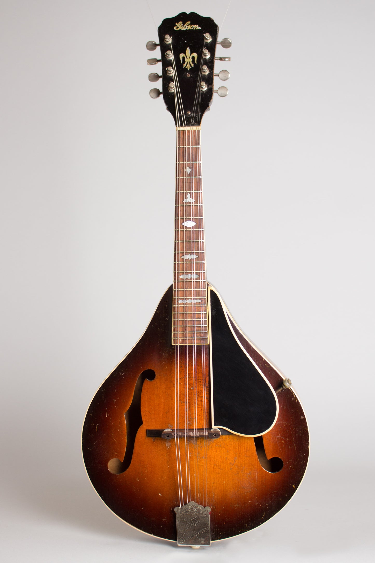 Gibson A-50 Carved Top Mandolin (1938)