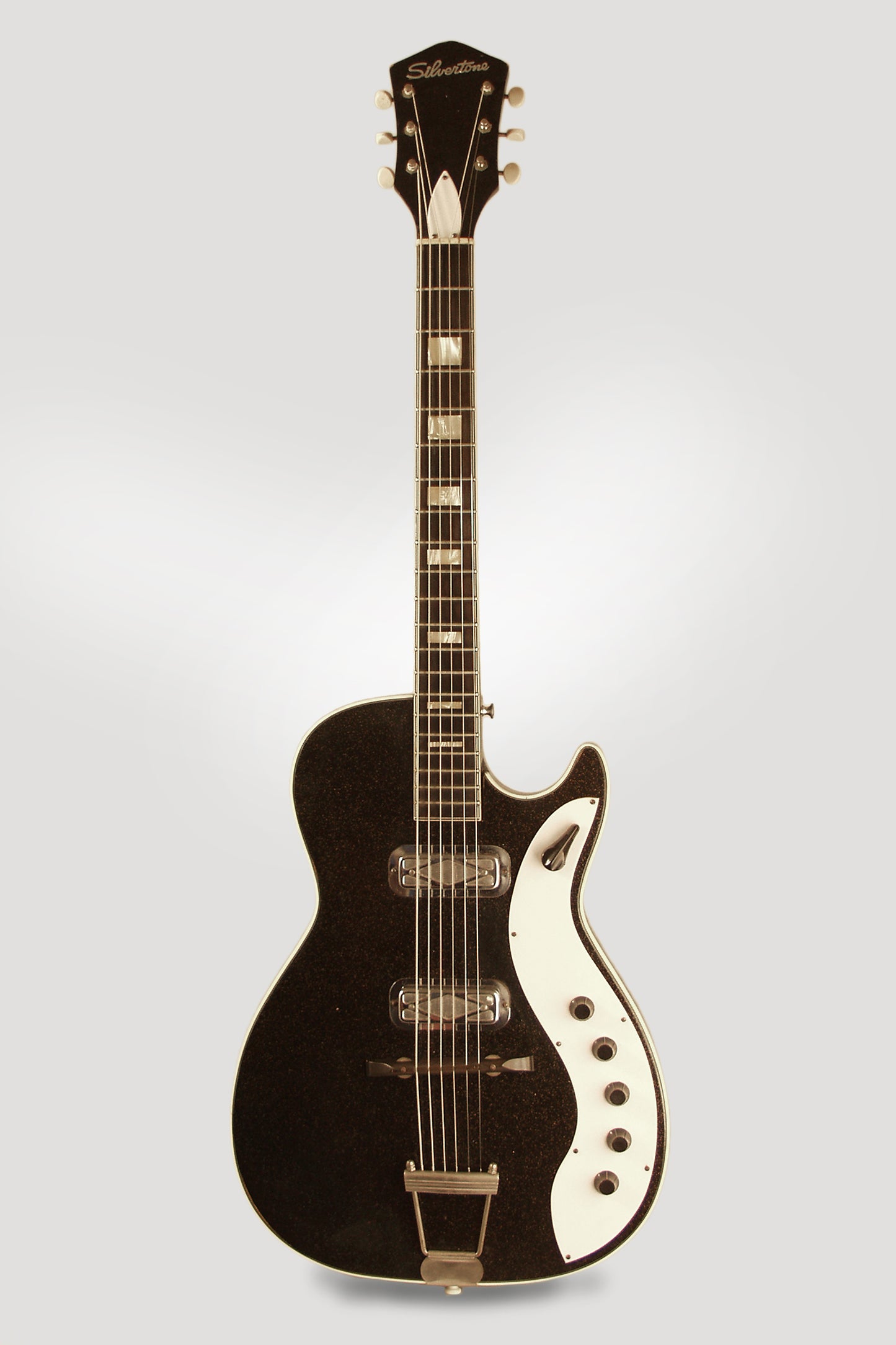 Harmony Silvertone 1423 Semi-Hollow Body Electric Guitar (1960)