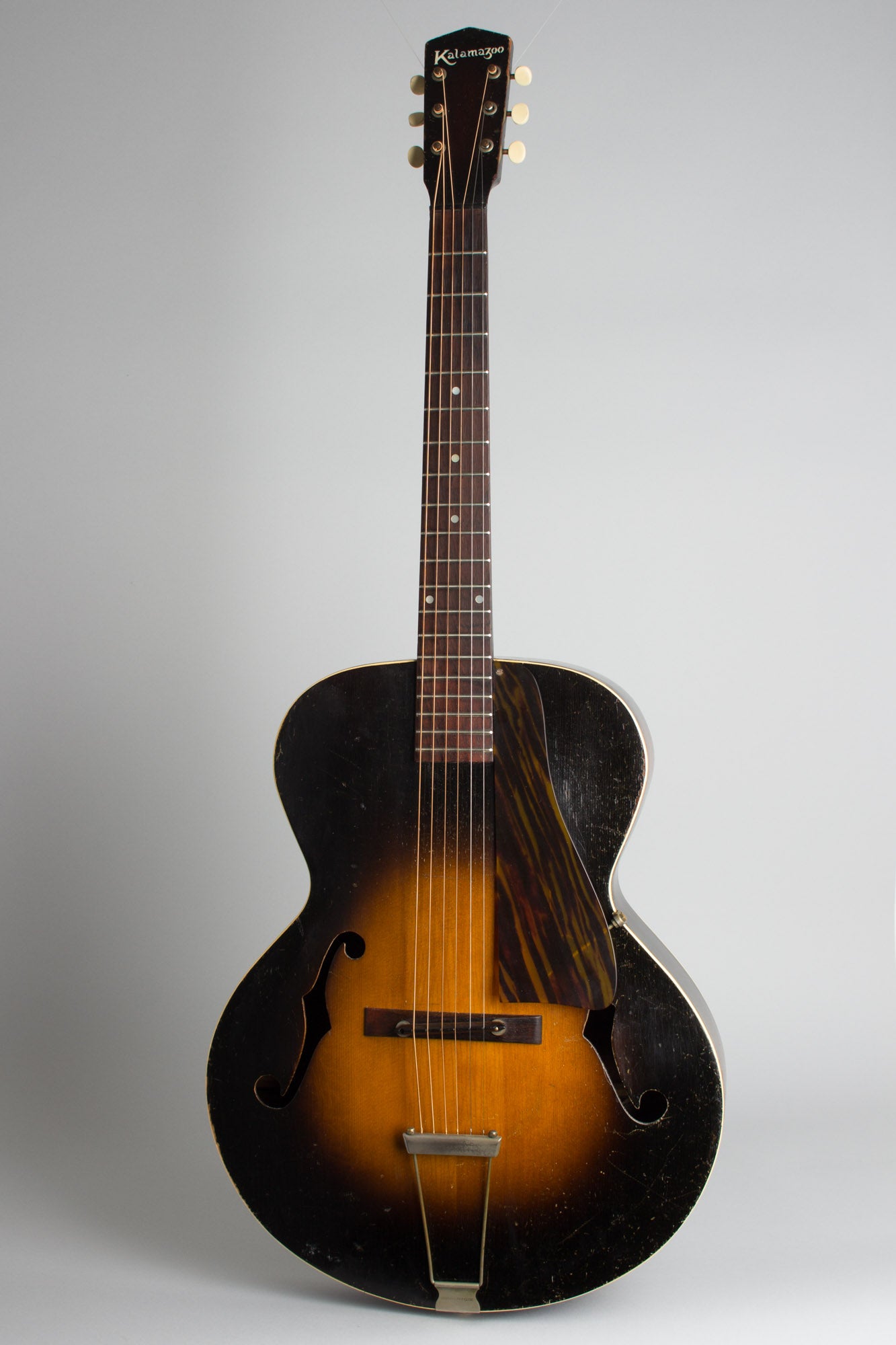 Kalamazoo KG-31 Arch Top Acoustic Guitar (1936)