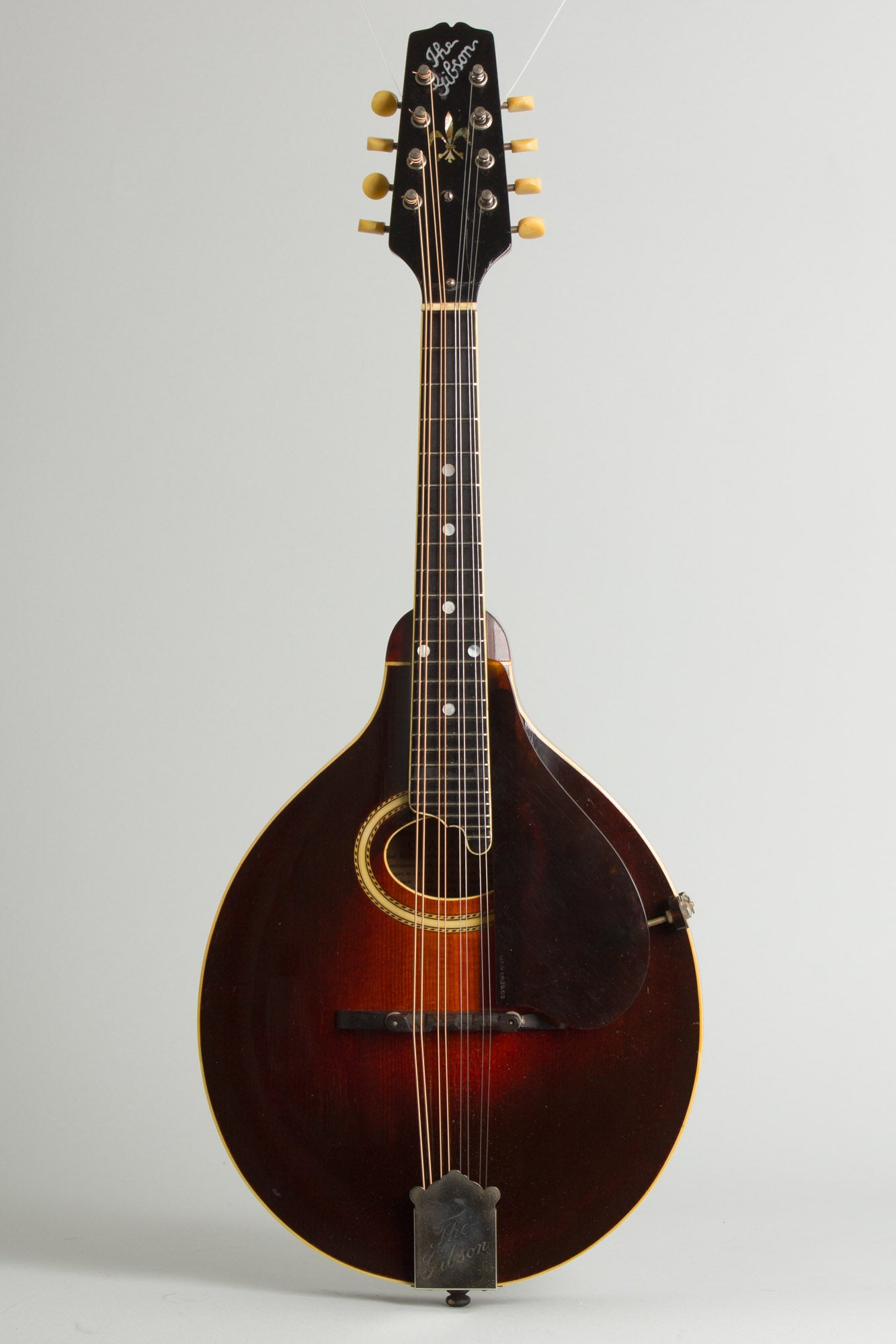 Gibson Model A-4 Snakehead Carved Top Mandolin (1923)