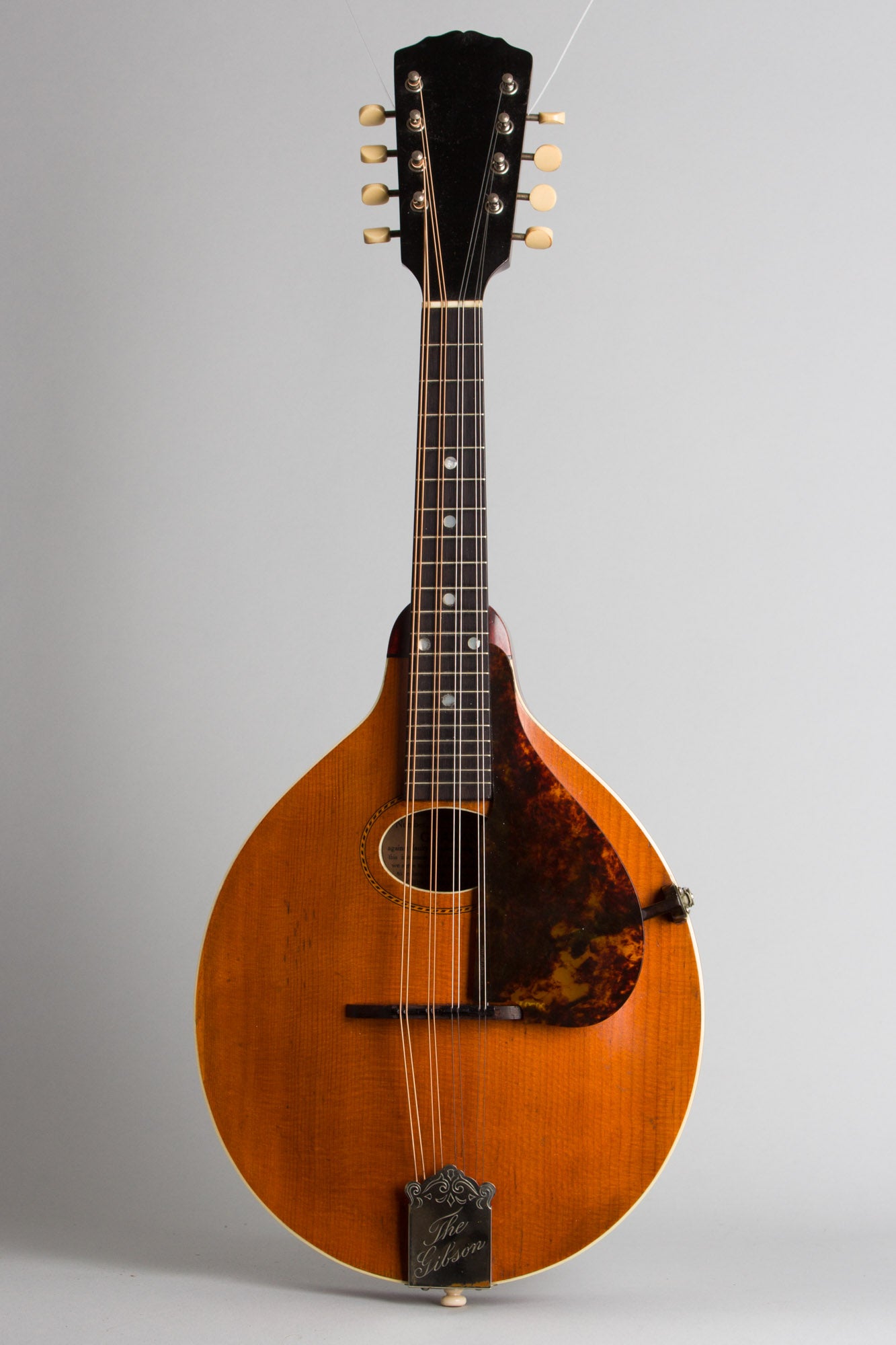 Gibson Style A- Carved Top Mandolin (1914)