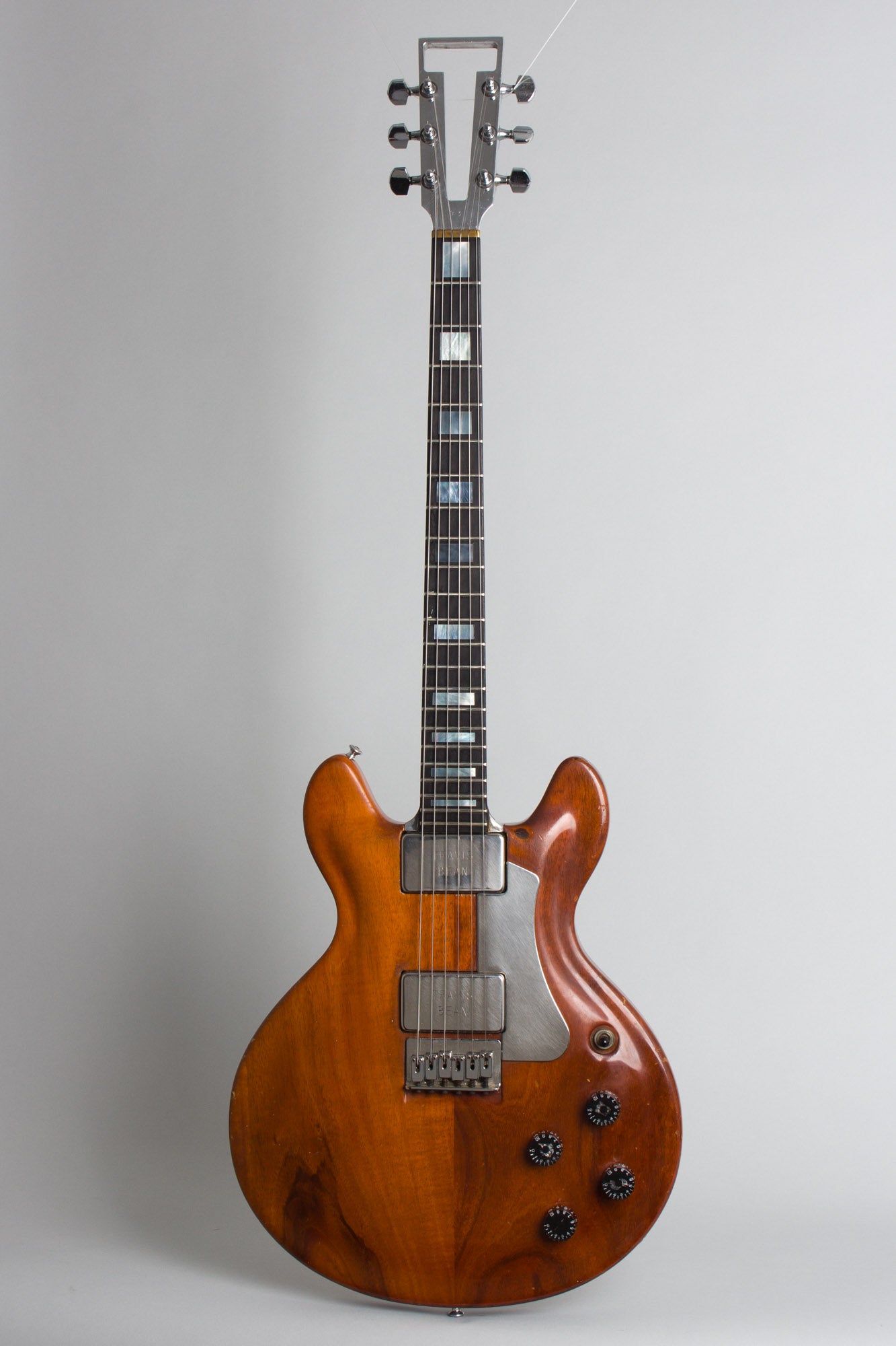 Travis Bean TB-1000A, from the Wilco Loft Collection Solid Body Electric Guitar (1975)
