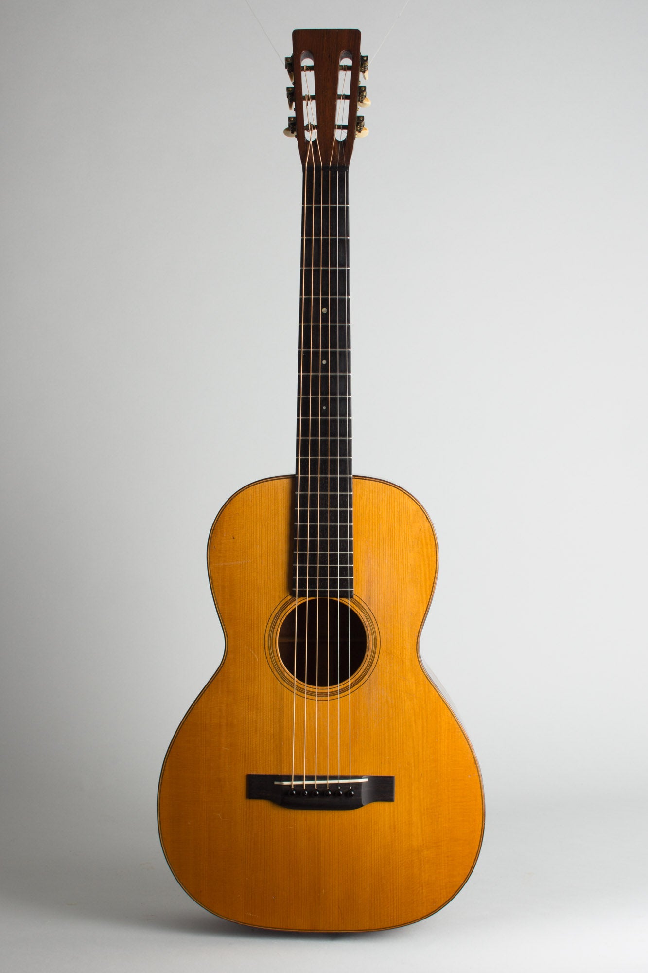 C. F. Martin 0-18 Flat Top Acoustic Guitar (1930)
