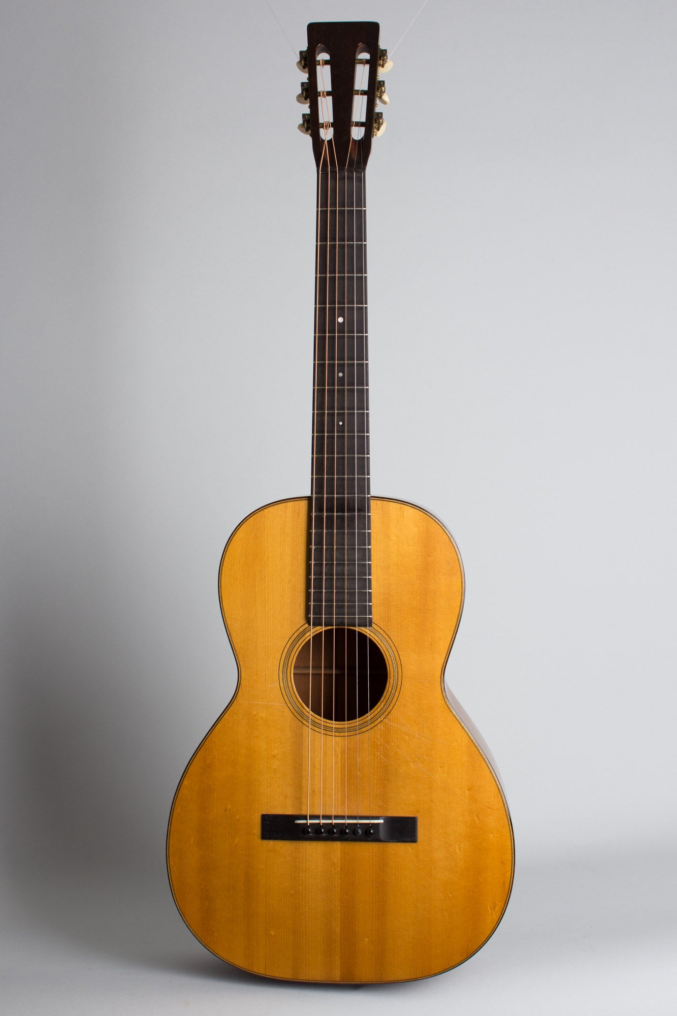 C. F. Martin 0-18 Flat Top Acoustic Guitar (1929)