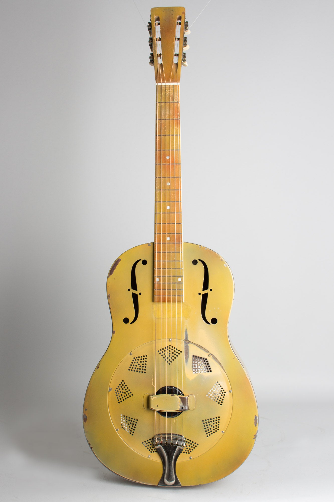 National Triolian Resophonic Guitar (1930)