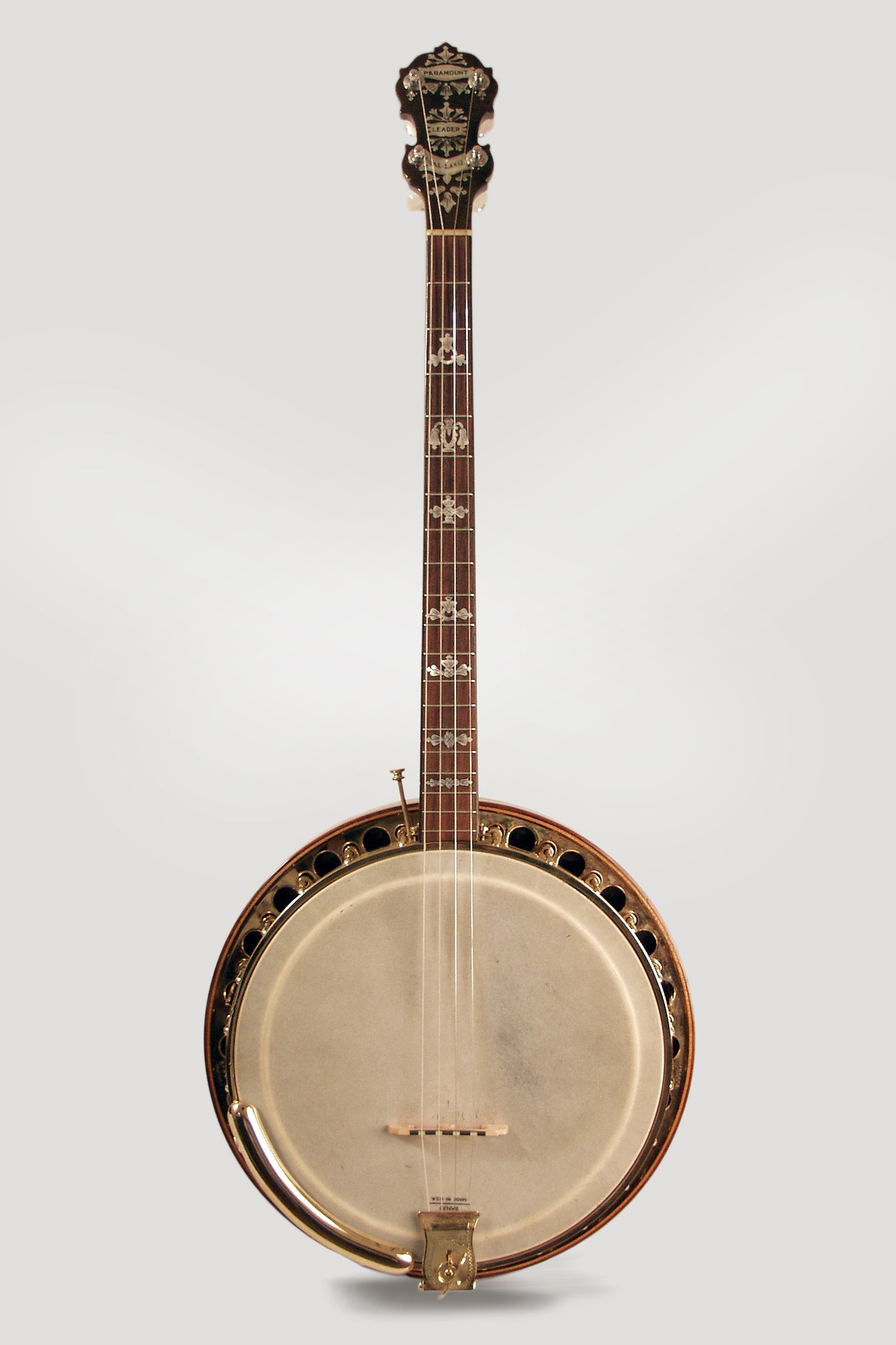 Paramount Leader Tenor Banjo (1930)