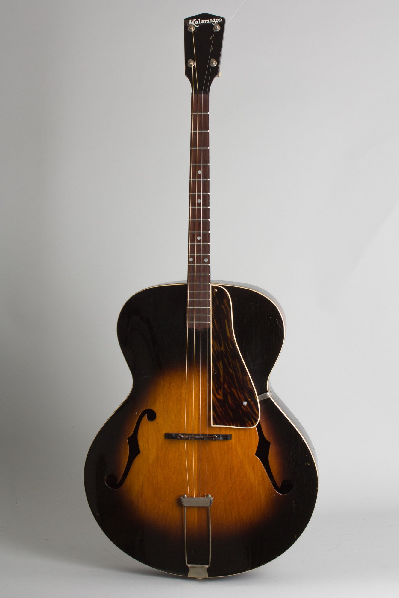 Kalamazoo KTG-21 Arch Top Acoustic Tenor Guitar (1935)