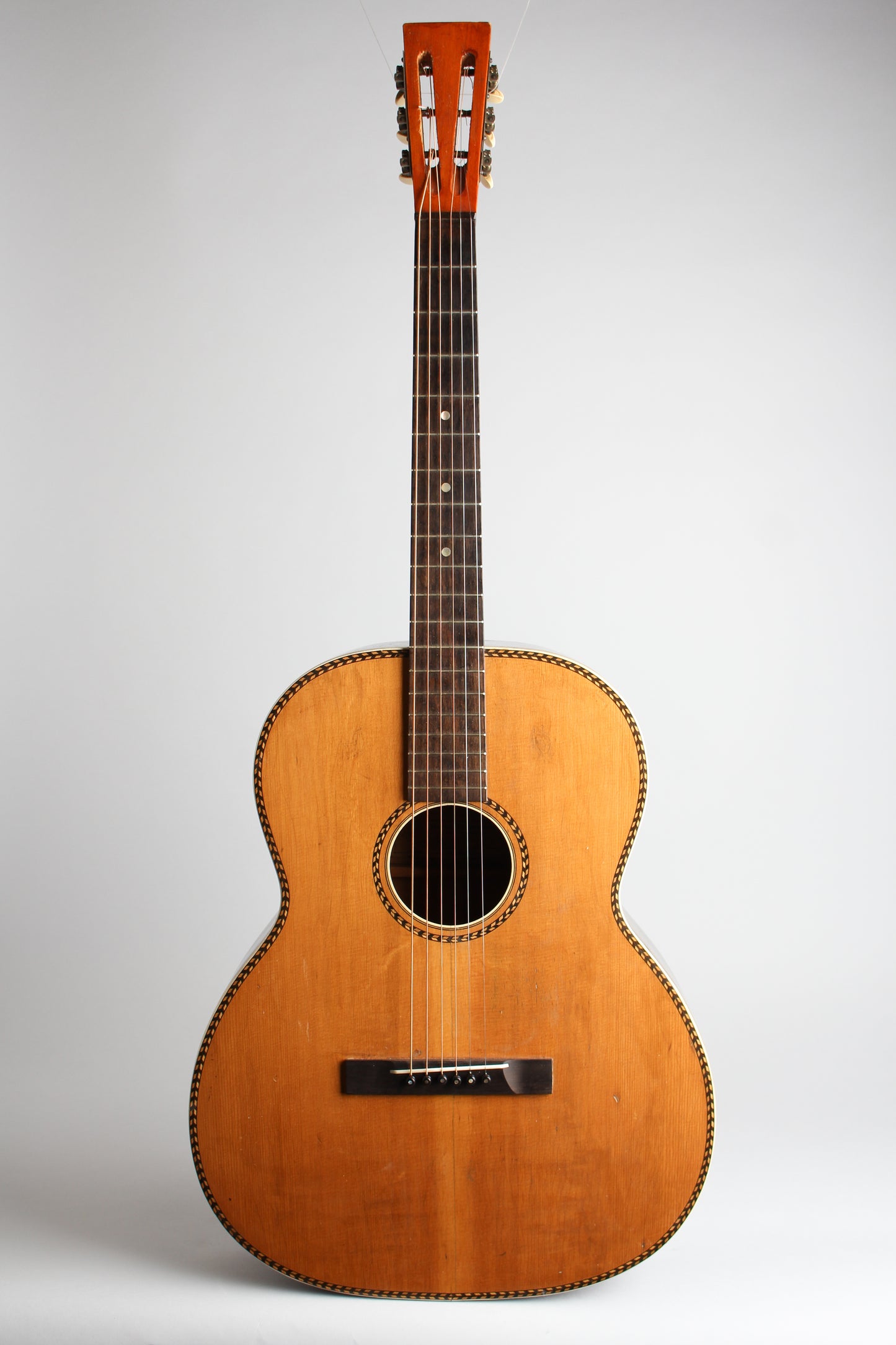 Oahu Jumbo Flat Top Acoustic Guitar (1928)