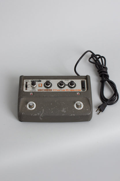Boss CE-1 Chorus Ensemble Chorus and Vibrato Effect (1980)