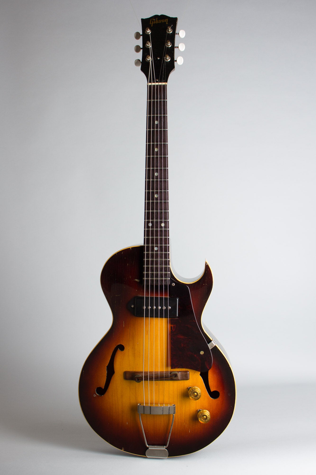 Gibson ES-140 3/4 Arch Top Hollow Body Electric Guitar (1953)