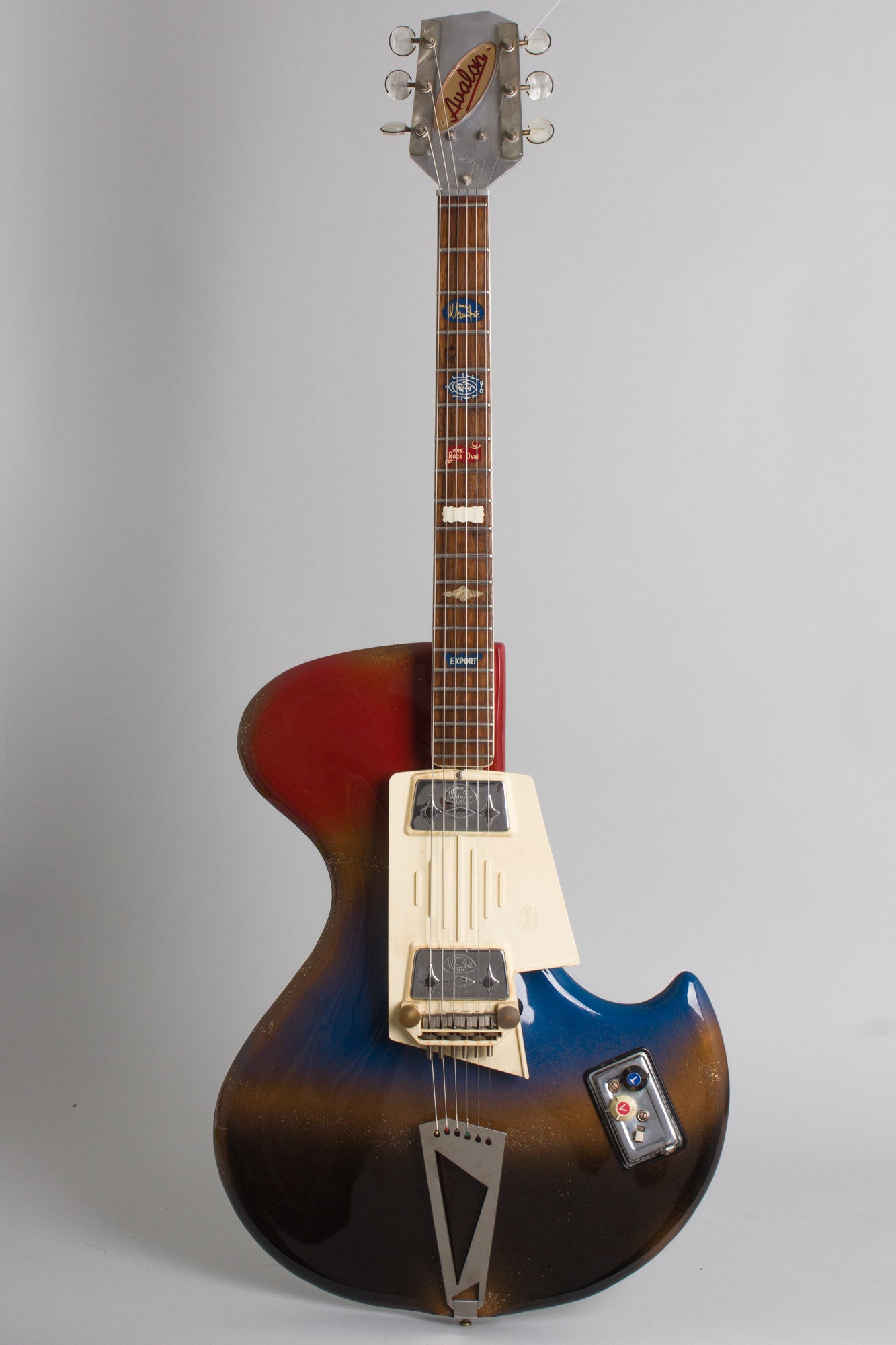 Wandre Avalon Rock Oval Solid Body Electric Guitar (1963)