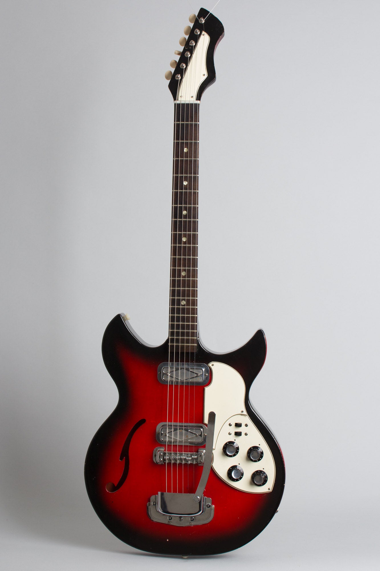 Harmony Silvertone Model 1453 Thinline Hollow Body Electric Guitar (1968)