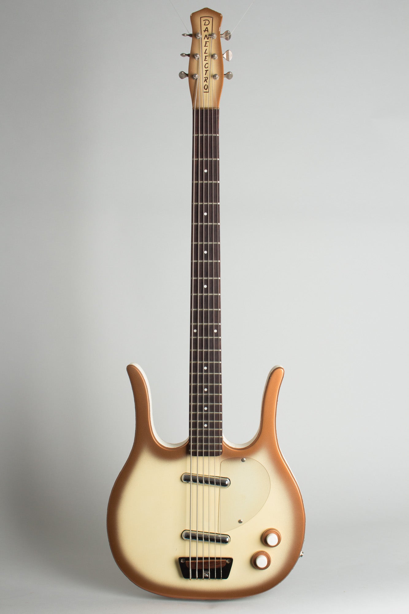 Danelectro Longhorn Model 4623 Electric 6-String Bass Guitar (1967)