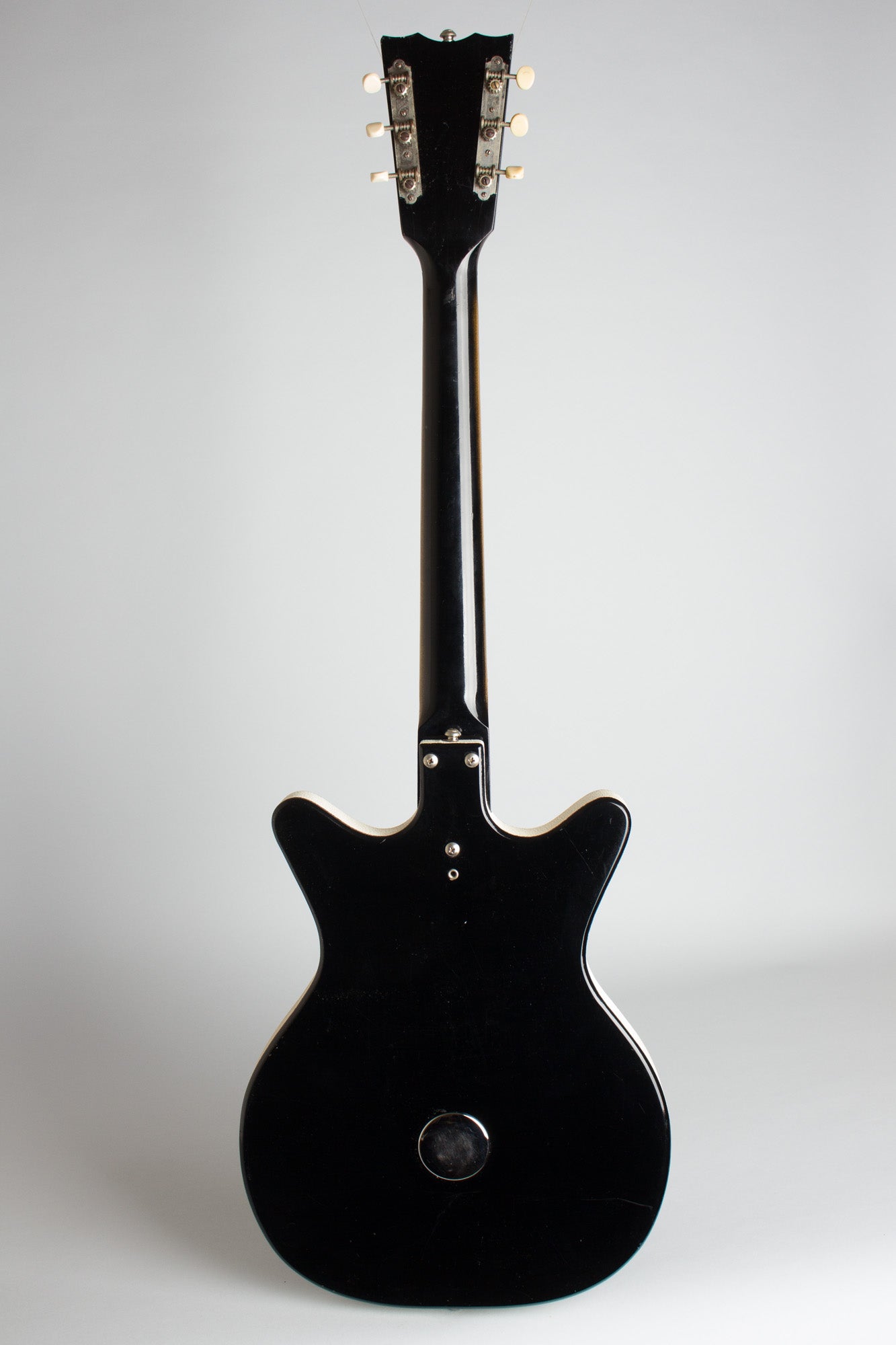 Danelectro Model 4021 Hand Vibrato Semi-Hollow Body Electric Guitar (1963)