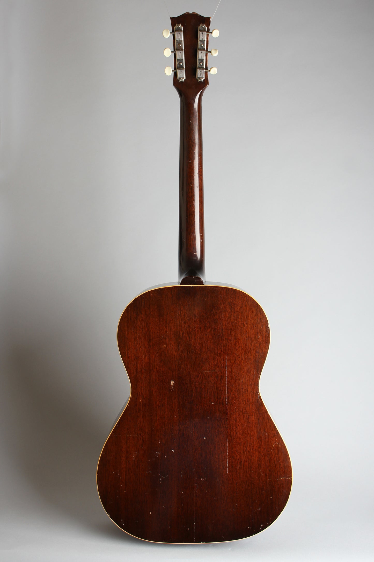 Gibson LG-1 Flat Top Acoustic Guitar (1952)