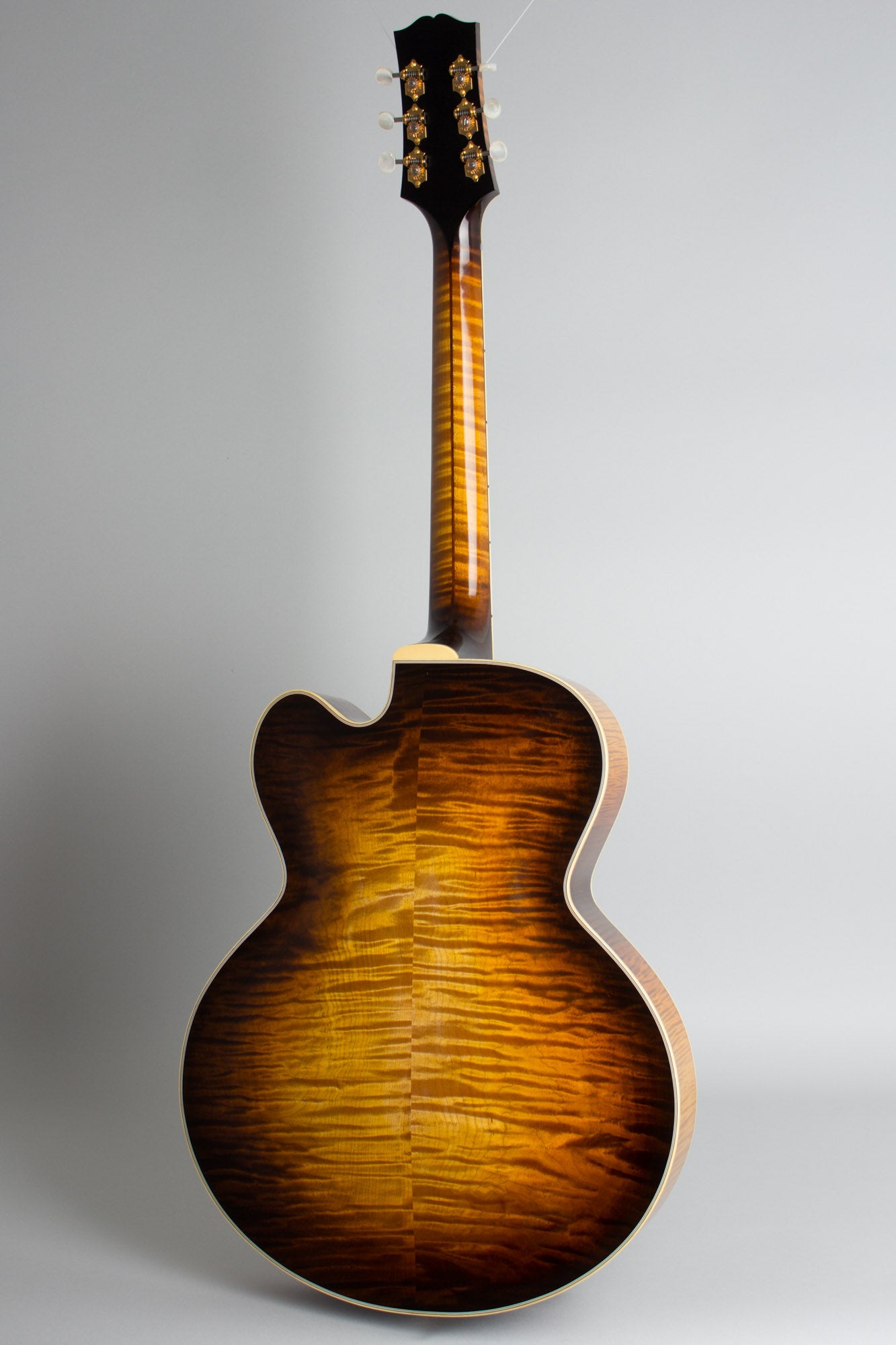 Gilchrist Model 16 Arch Top Acoustic Guitar (1994)