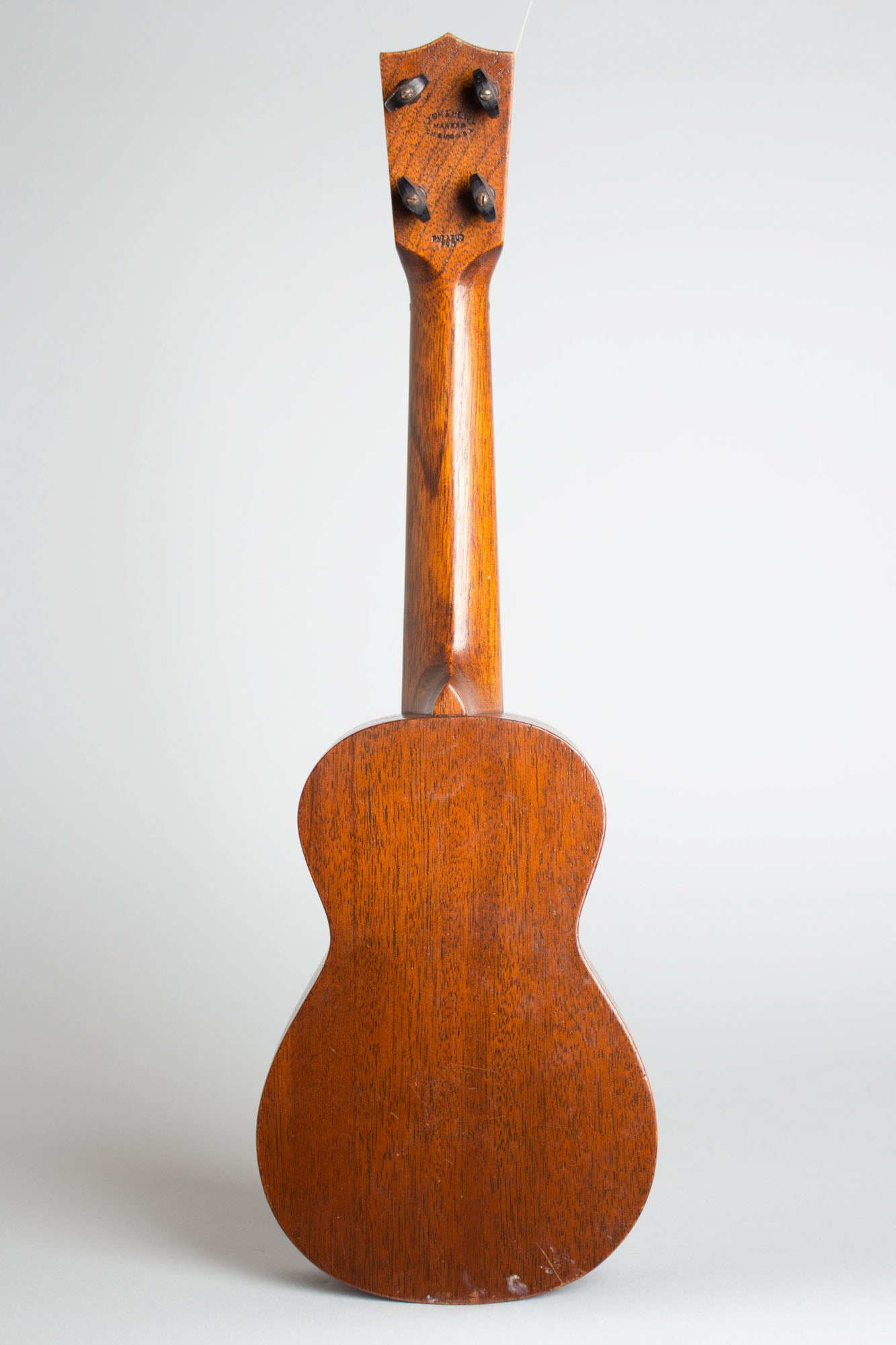 Lyon & Healy Soprano Ukulele (1922)