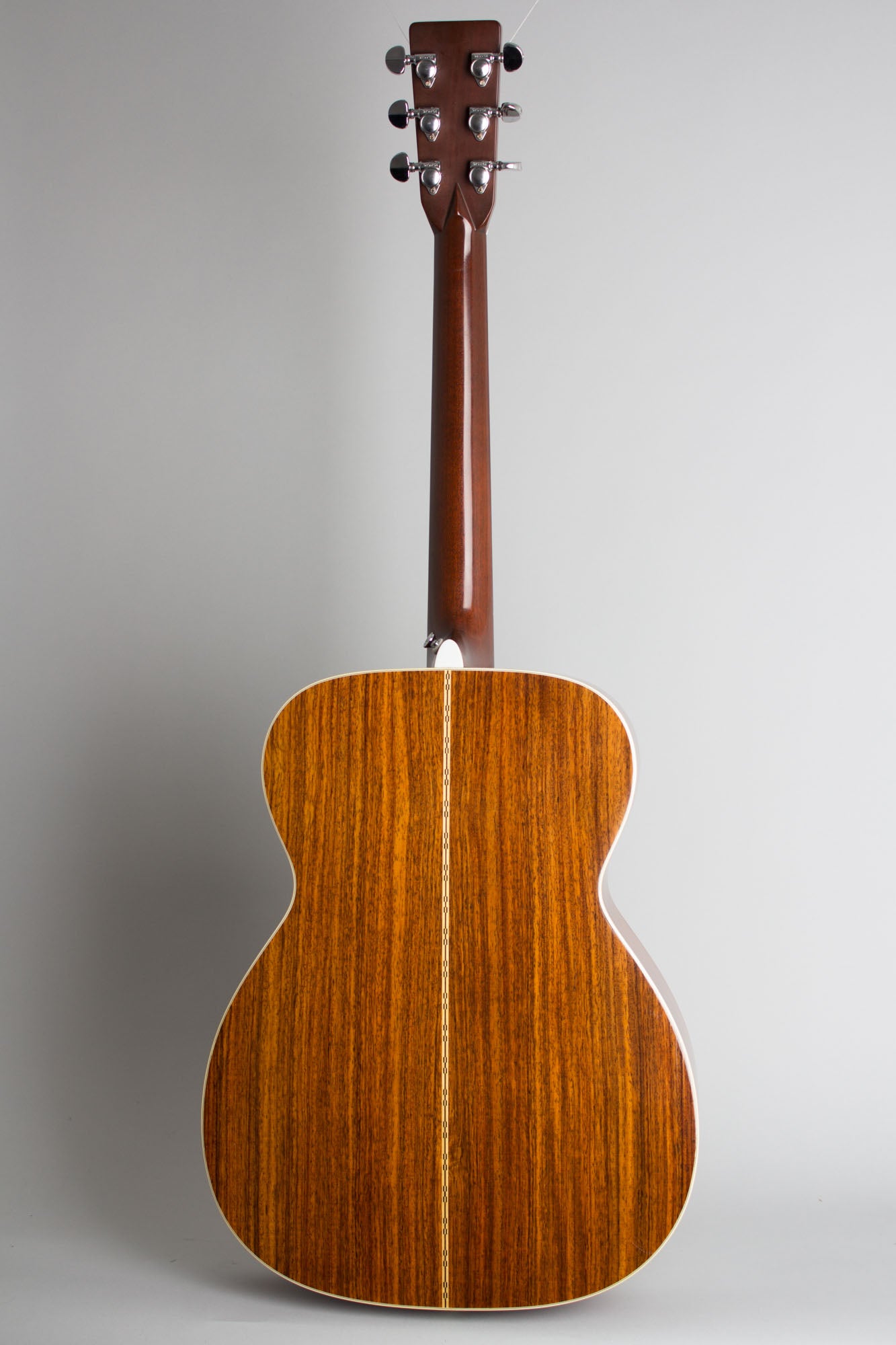 C. F. Martin 000-28 Flat Top Acoustic Guitar (1975)