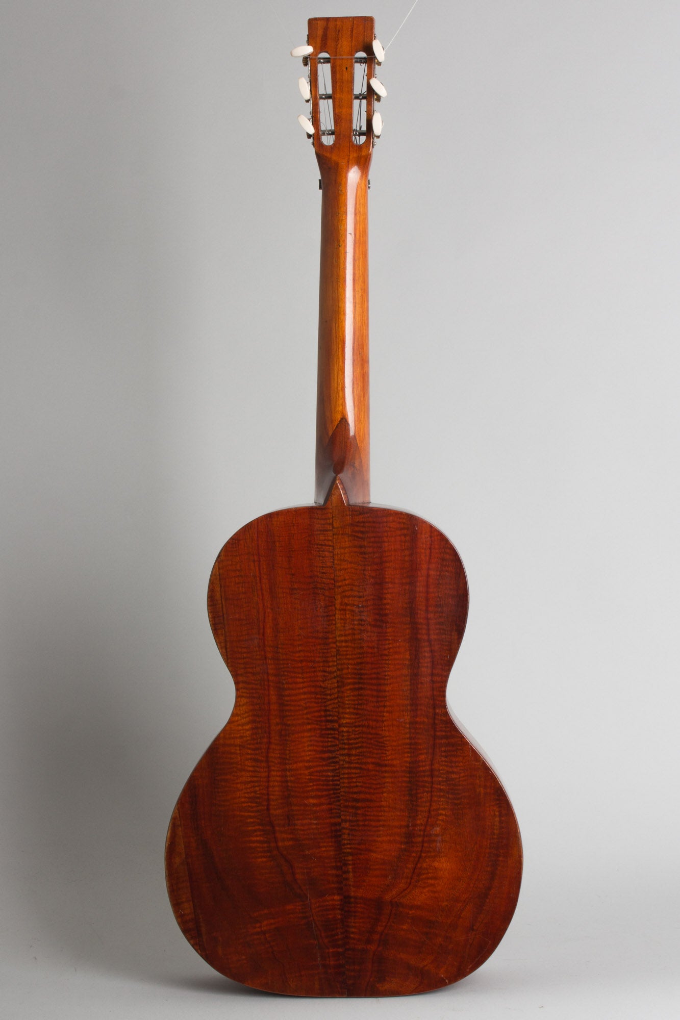 Kamaka Hawaiian Acoustic Guitar (1928)