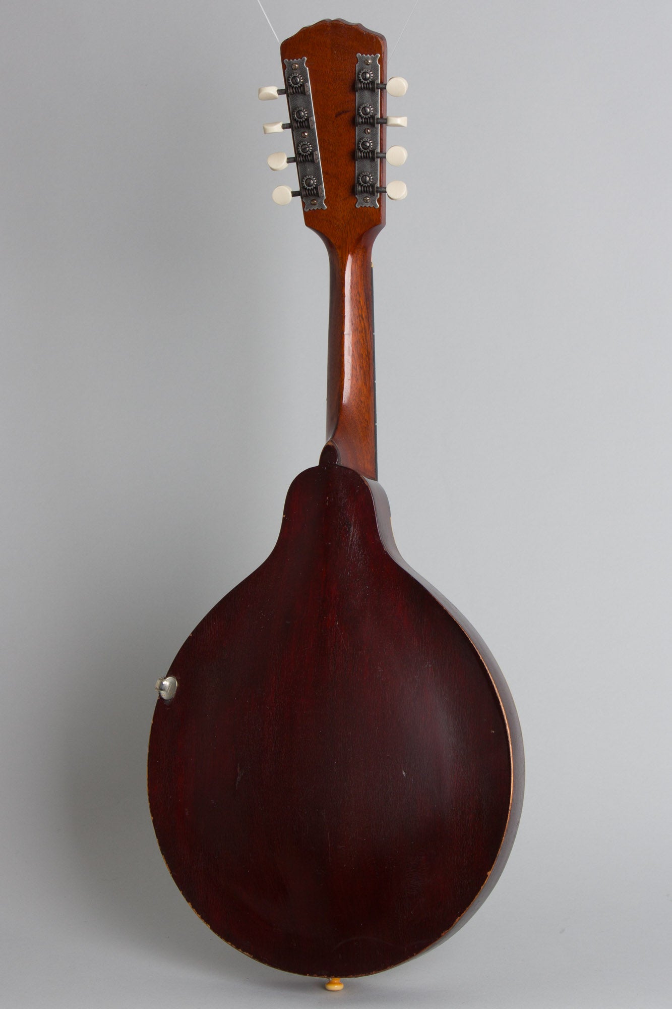 Gibson Style A- Carved Top Mandolin (1911)