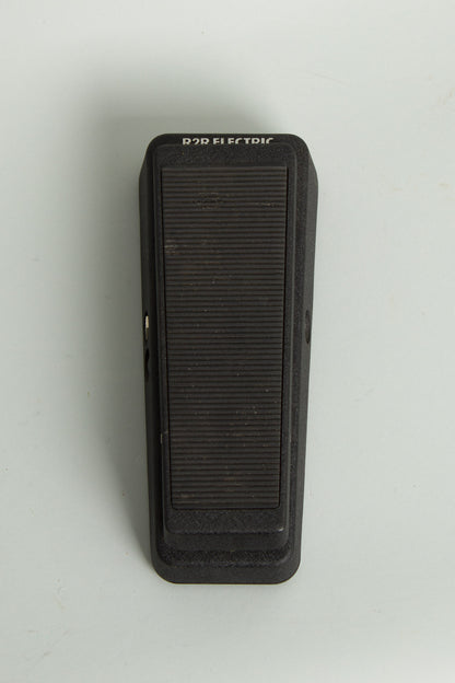 R2R Electric Wah-Wah Pedal Effect (2020s)