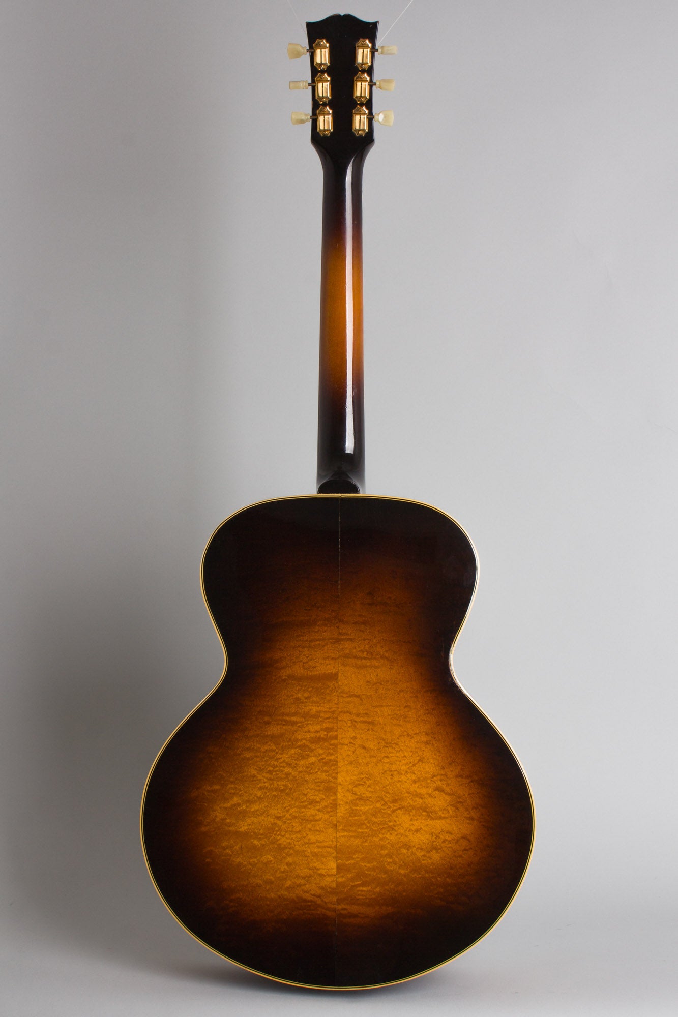 Gibson J-185 Flat Top Acoustic Guitar (1952)