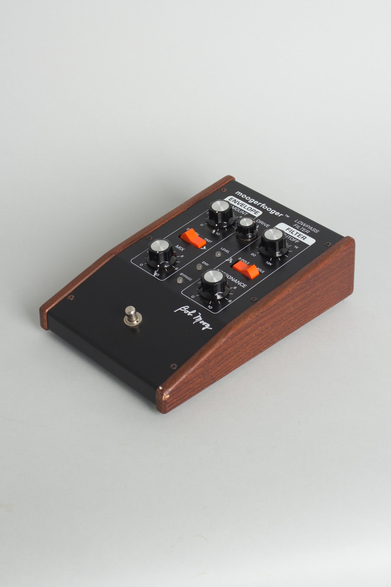 Moog Moogerfooger MF-101, Previously Owned by Steely Dan's Walter Becker. Low Pass Filter Effect (2000)