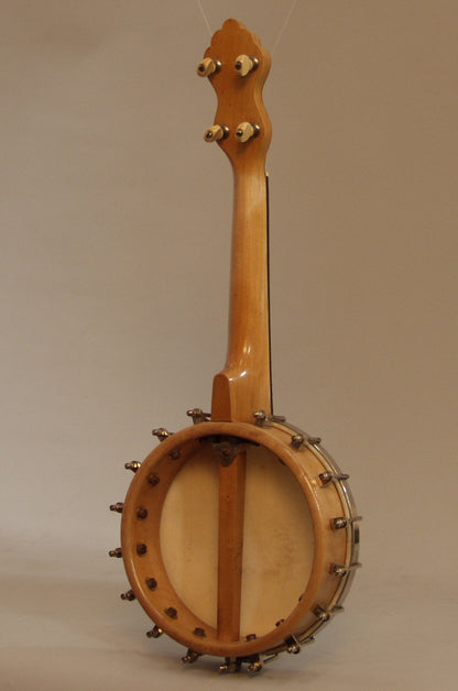 Wm. Lange Bruno Banjo Ukulele (1925)