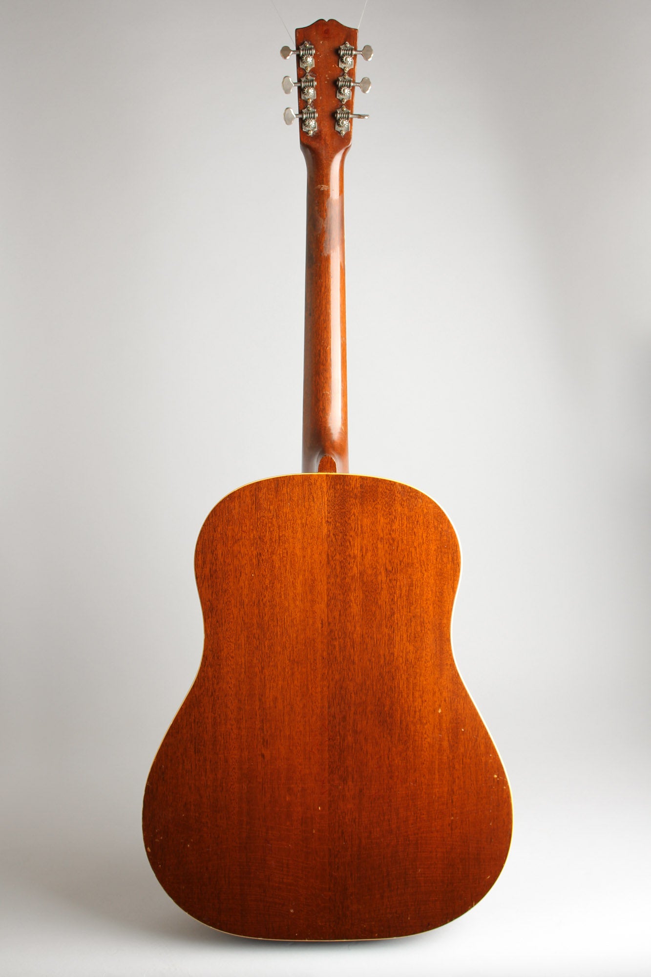Gibson J-55 Flat Top Acoustic Guitar (1941)