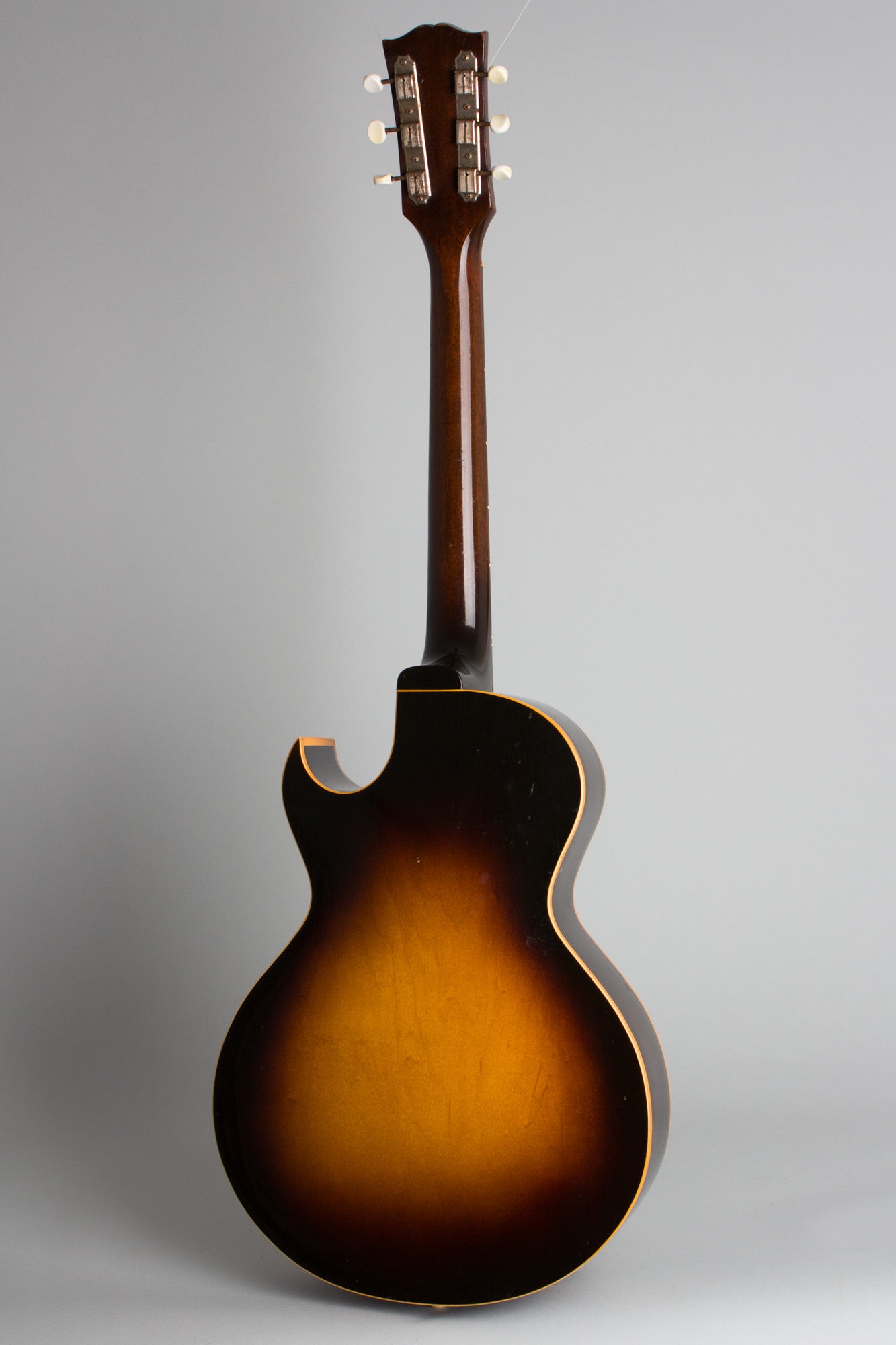 Gibson ES-140 Arch Top Hollow Body Electric Guitar (1954)