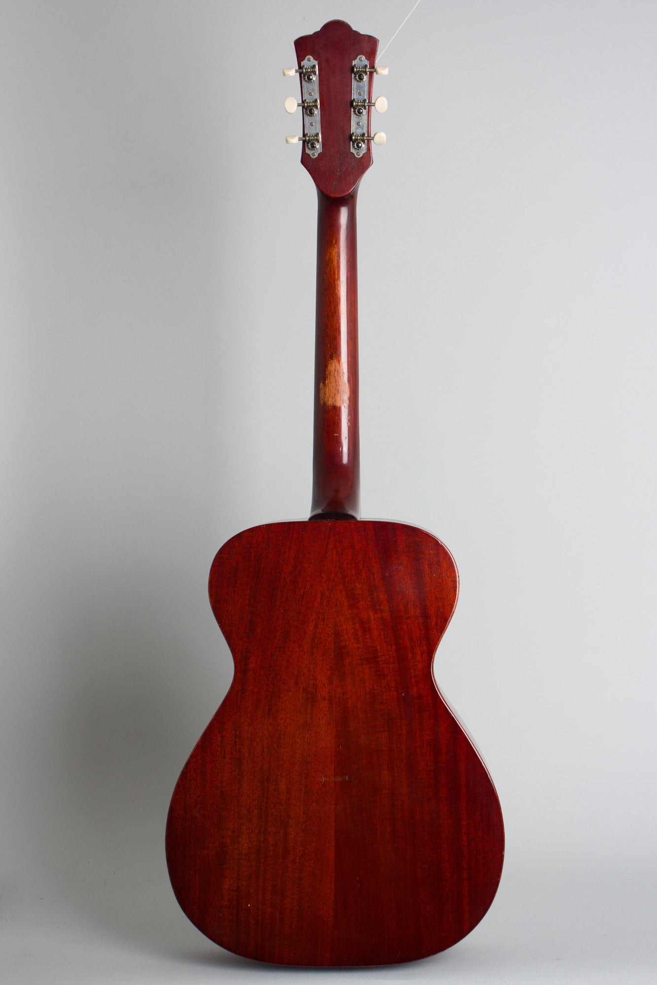 Guild M-20 Flat Top Acoustic Guitar (1965-6)