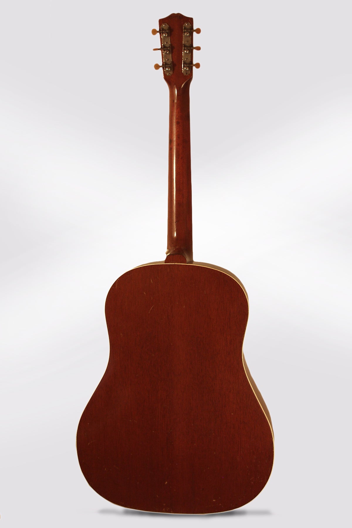 Gibson J-35 Flat Top Acoustic Guitar (1939)