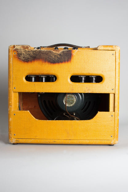 Fender Deluxe Model 5B3 Tube Amplifier (1952)