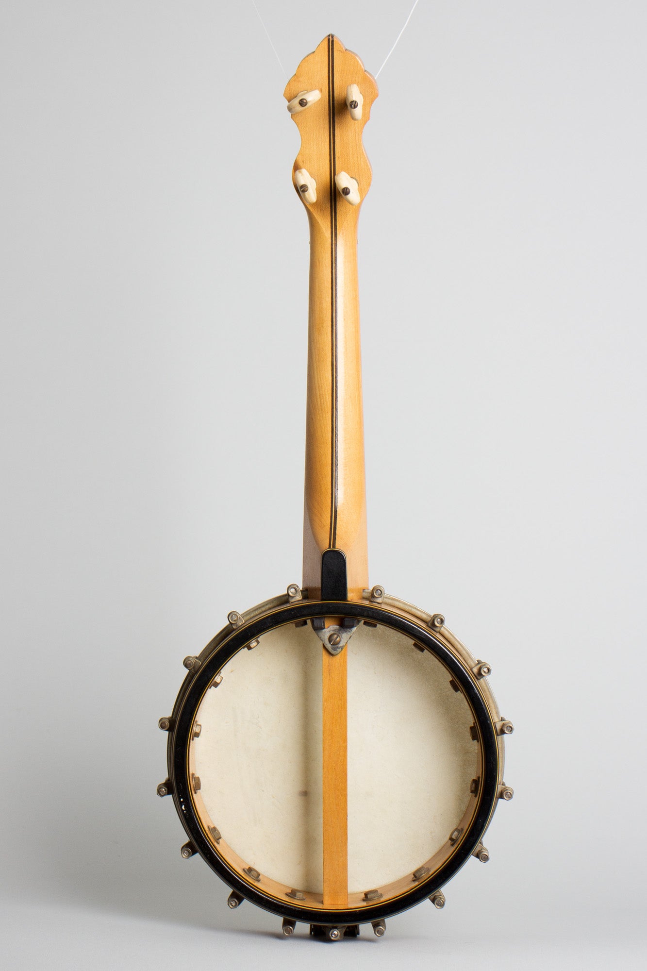 Wm. Lange Bruno No. 22 Banjo Ukulele (1925)