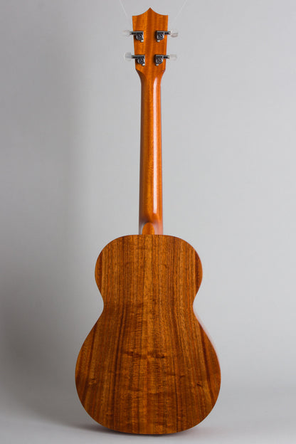 Kamaka HF-4 Baritone Ukulele (2015)