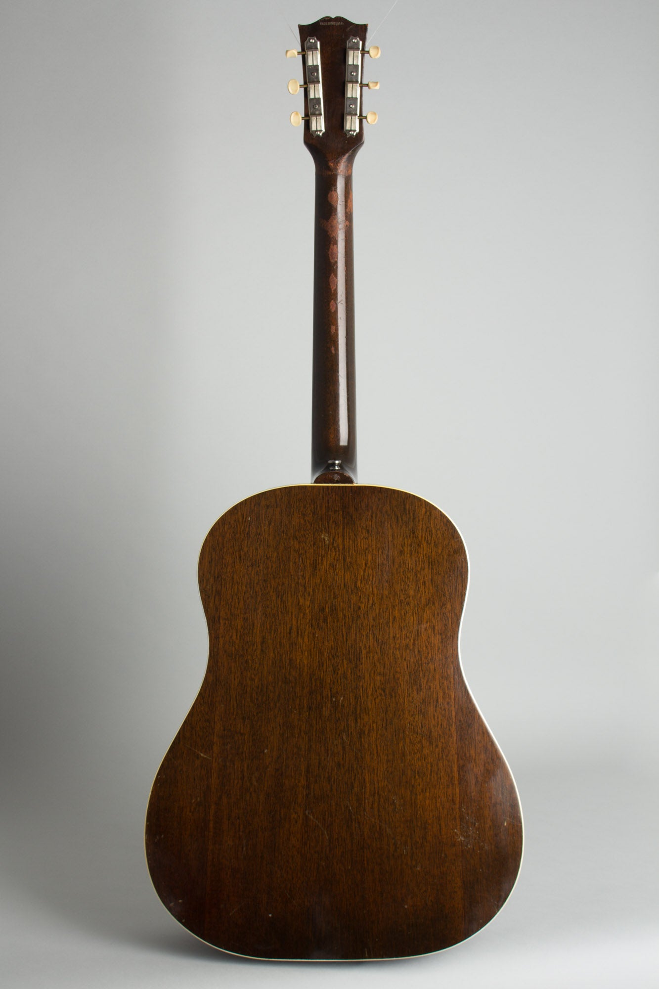 Gibson J-45 Flat Top Acoustic Guitar (1952)