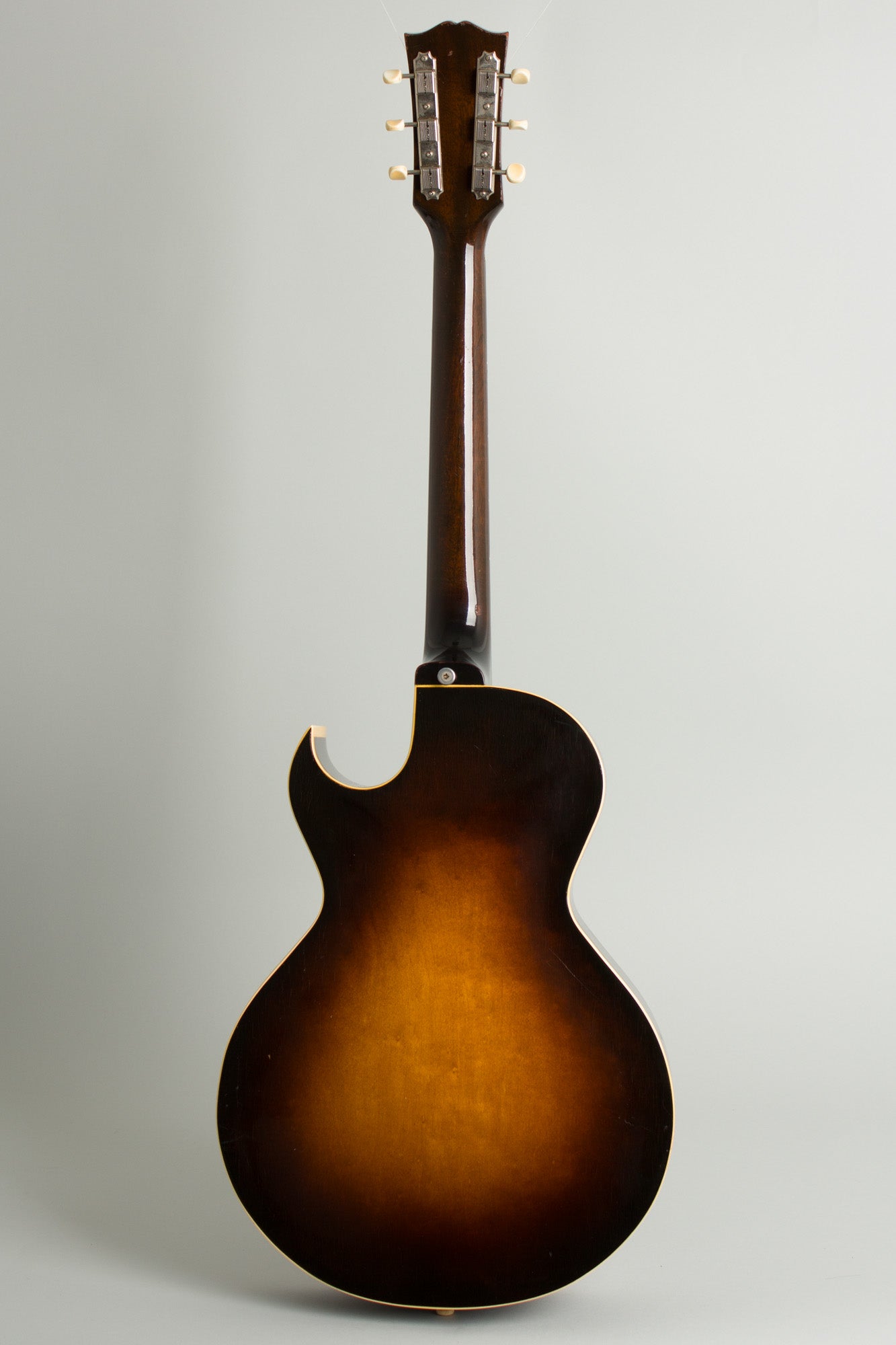 Gibson ES-140 Arch Top Hollow Body Electric Guitar (1950)